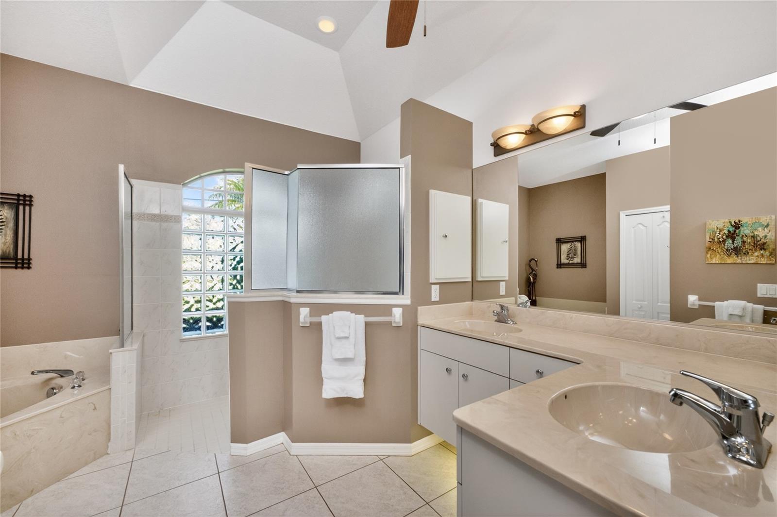 28 MEDALIST CT, ROTONDA WEST, FL, 33947