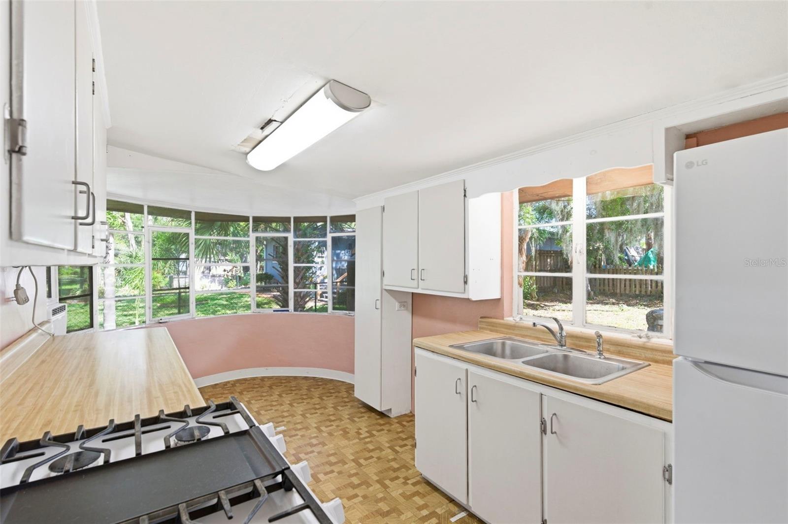 5651 MONROE ST, NEW PORT RICHEY, FL, 34653