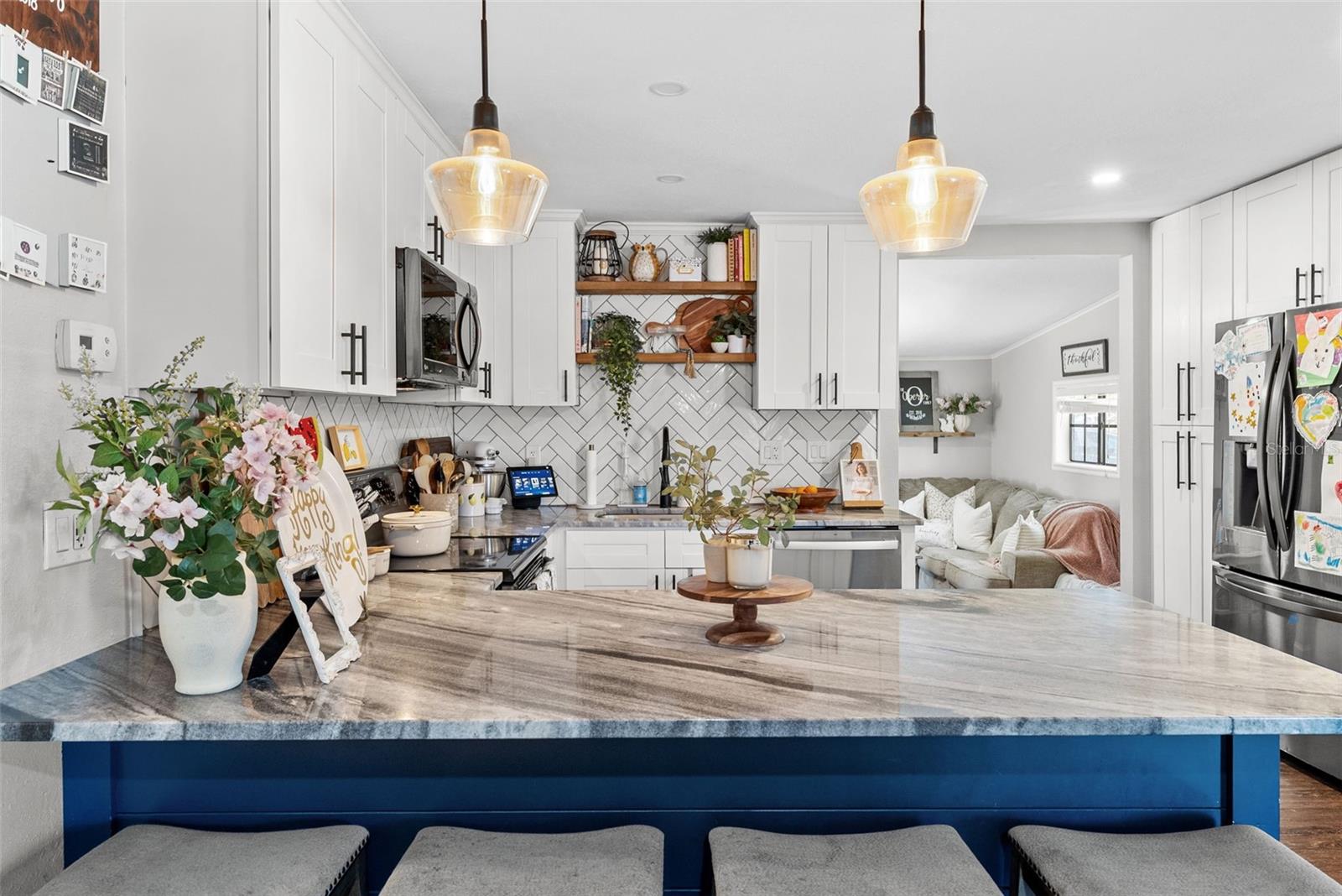 3702 W TYSON AVE, TAMPA, FL, 33611