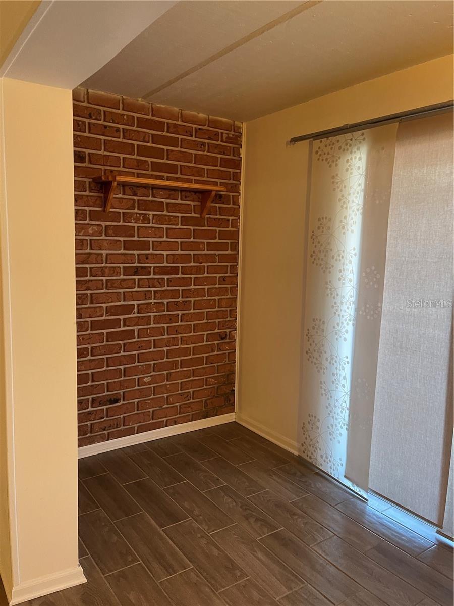 1303 83RD AVE N #D, ST PETERSBURG, FL, 33702