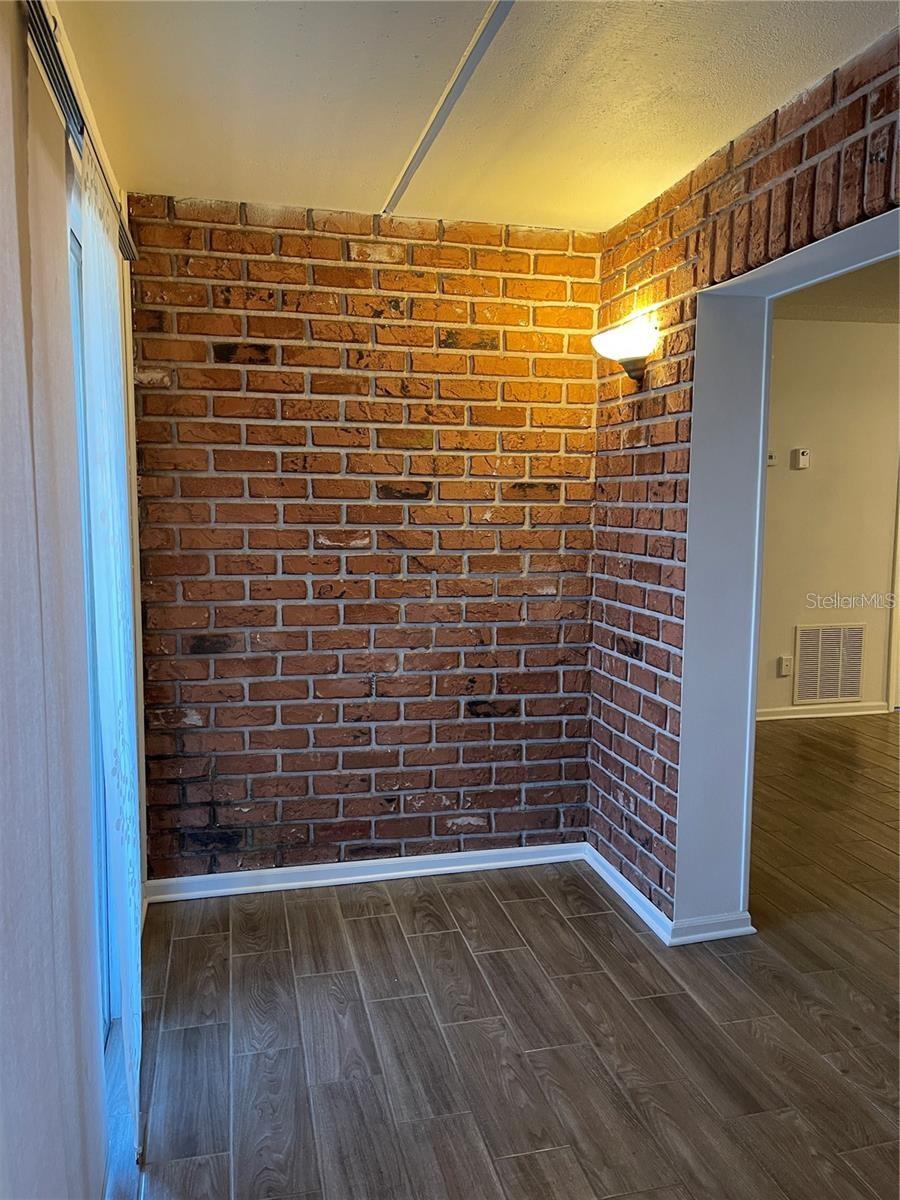 1303 83RD AVE N #D, ST PETERSBURG, FL, 33702