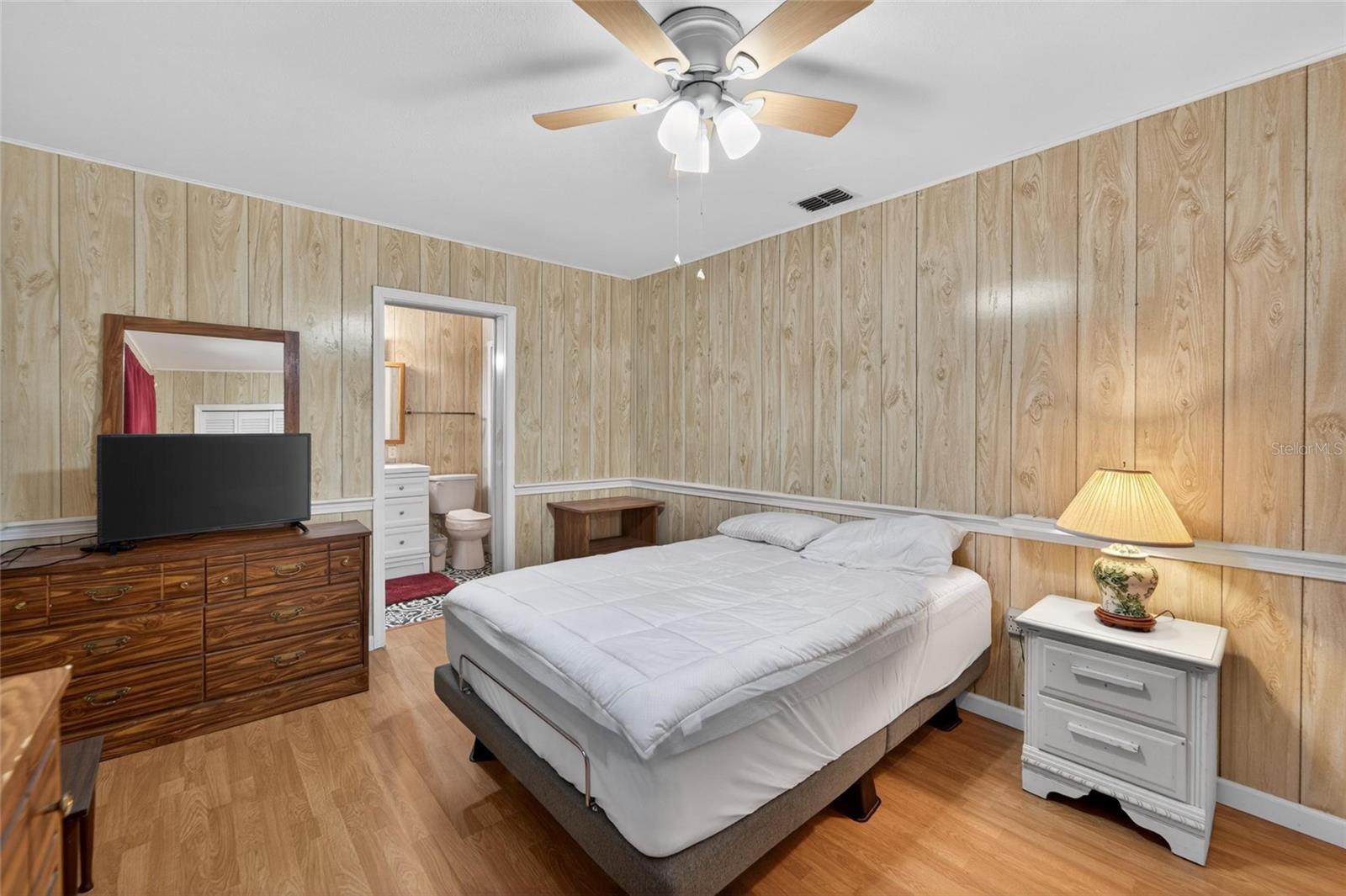 39407 ROCKFORD AVE, ZEPHYRHILLS, FL, 33542