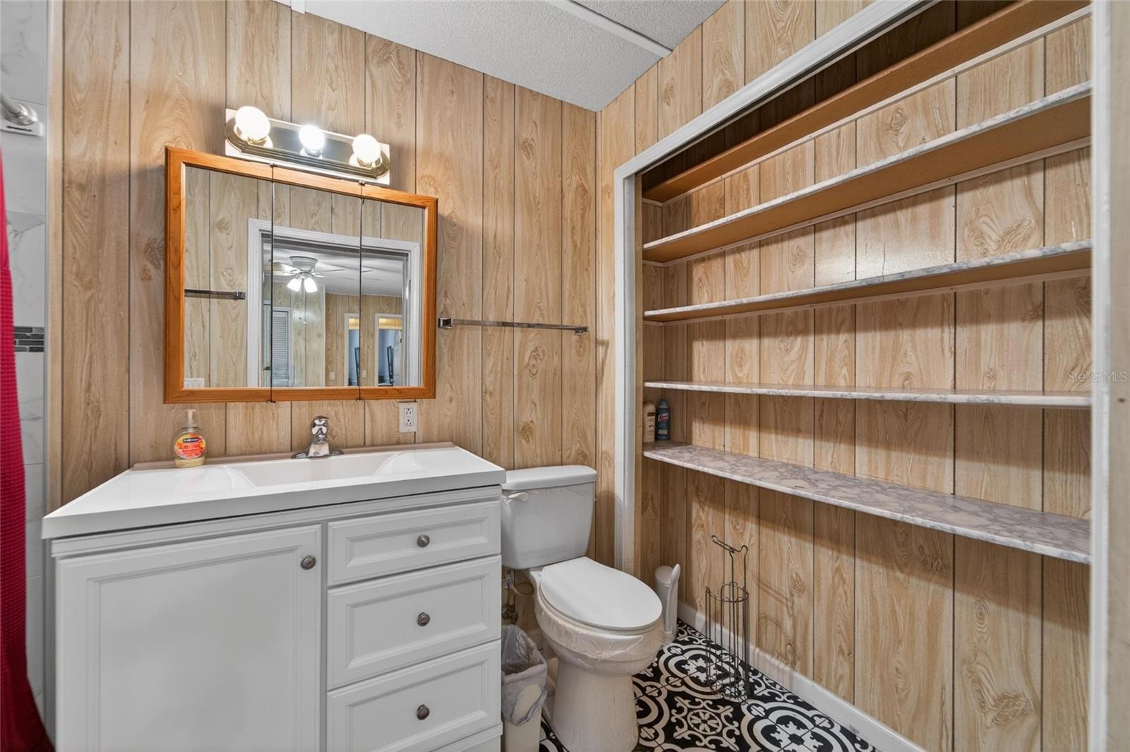 39407 ROCKFORD AVE, ZEPHYRHILLS, FL, 33542