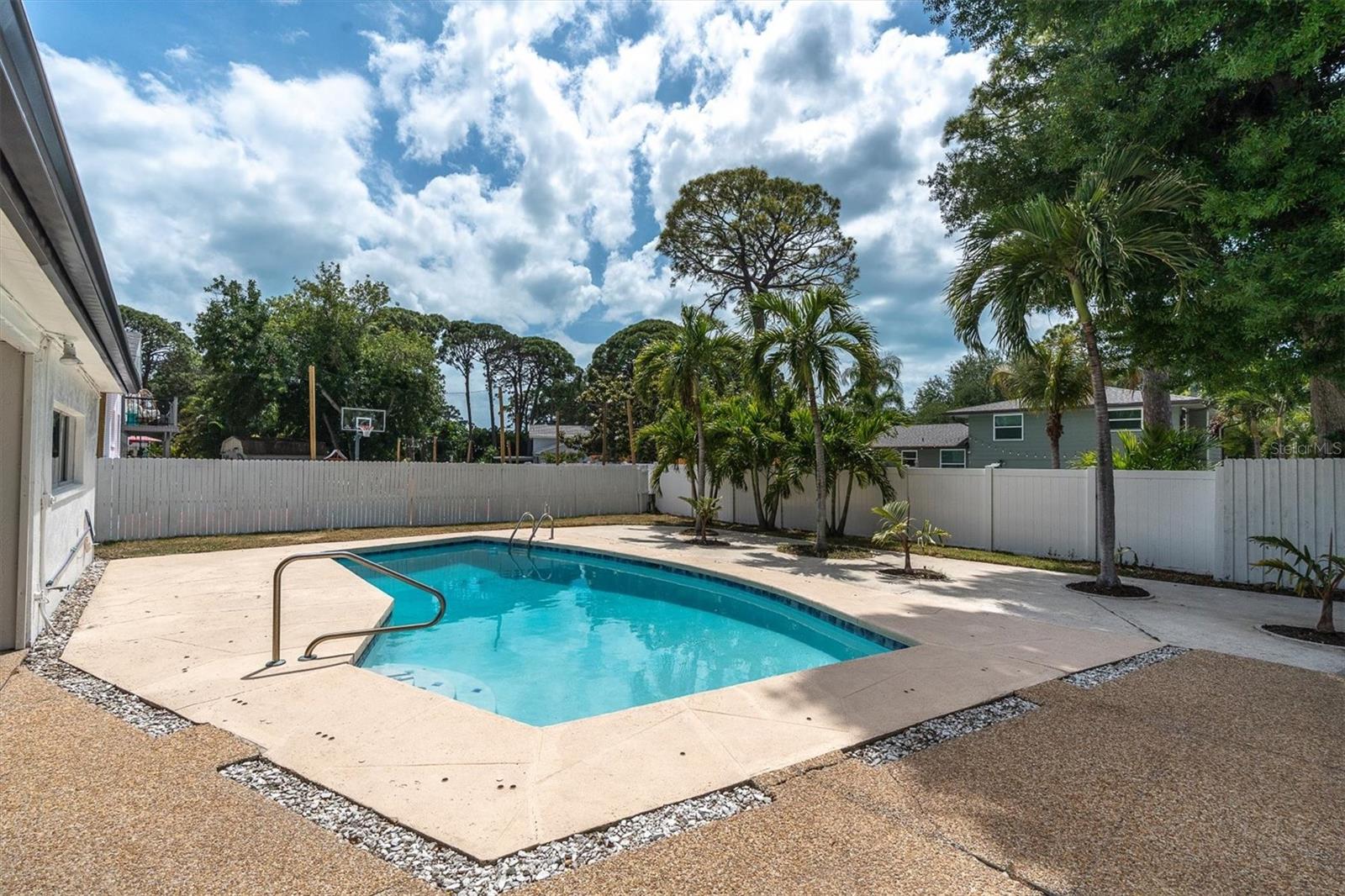 14254 84TH TER, SEMINOLE, FL, 33776