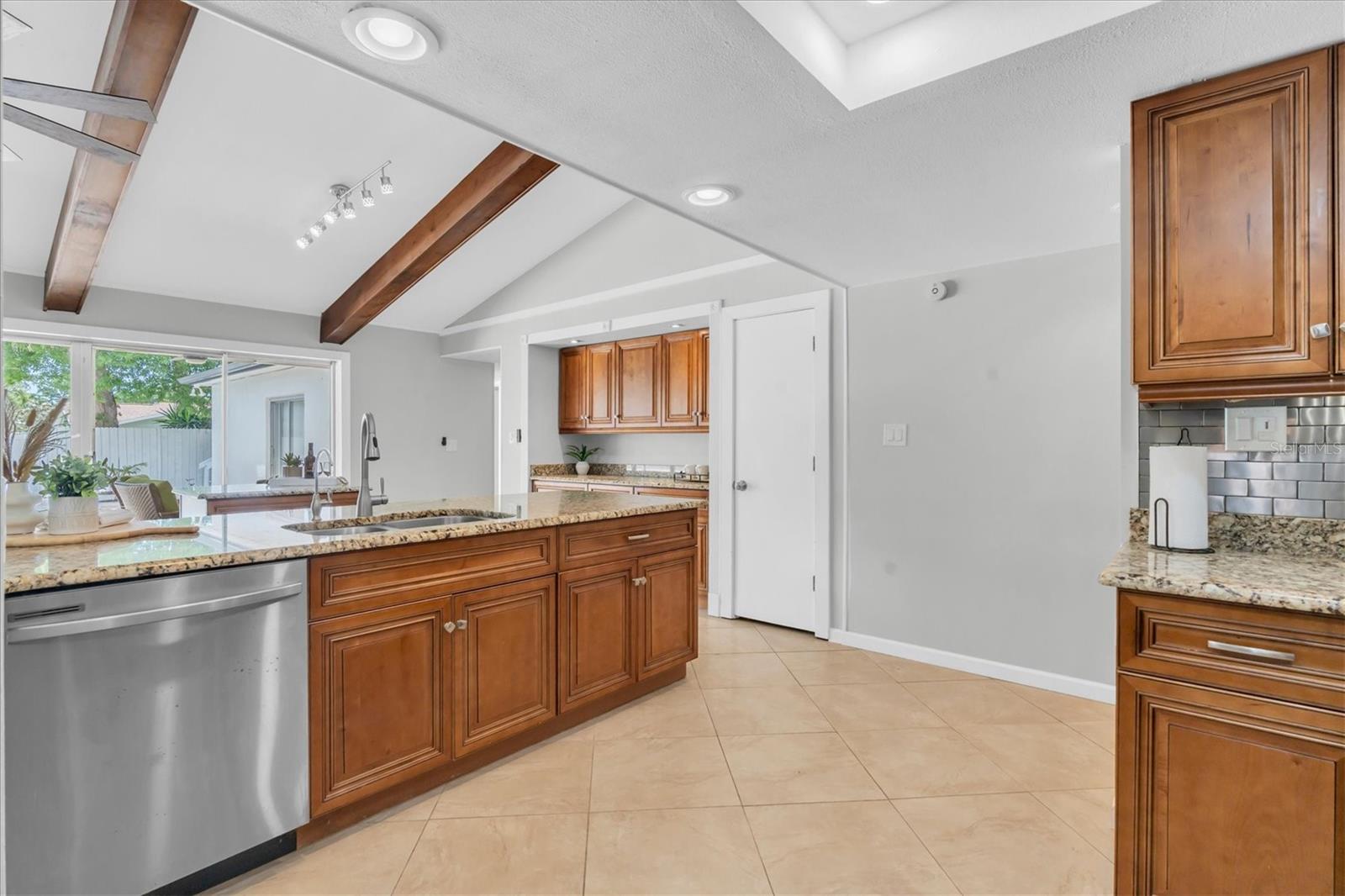 14254 84TH TER, SEMINOLE, FL, 33776