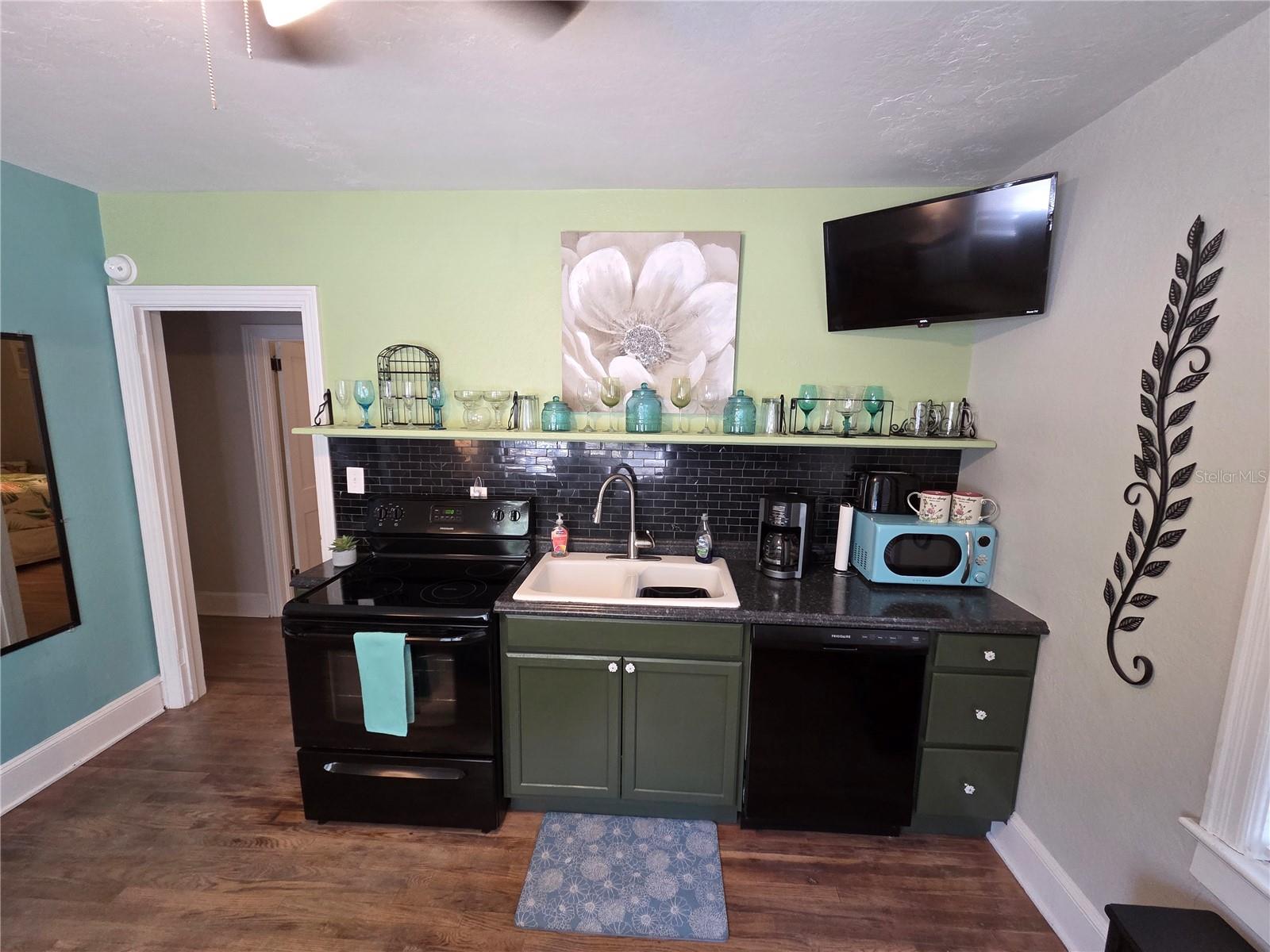 112 S DIXIE AVE, FRUITLAND PARK, FL, 34731