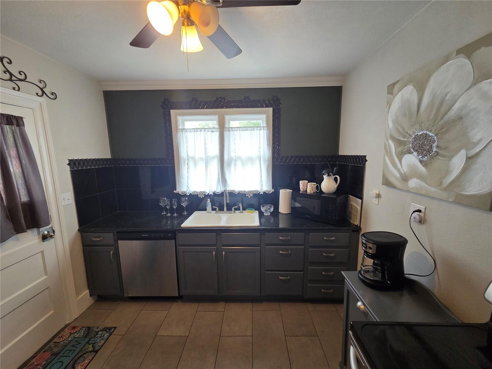 112 S DIXIE AVE, FRUITLAND PARK, FL, 34731