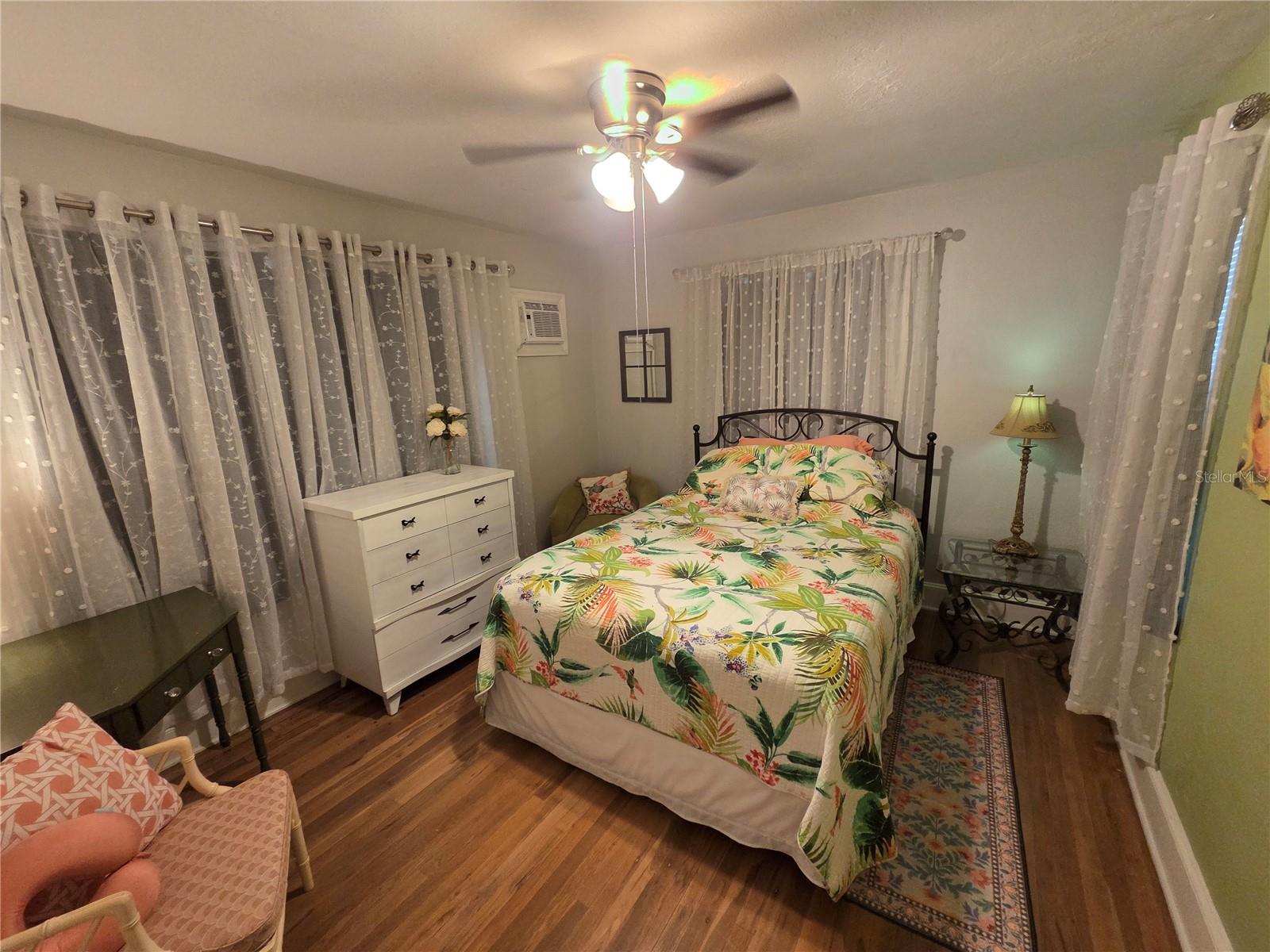 112 S DIXIE AVE, FRUITLAND PARK, FL, 34731