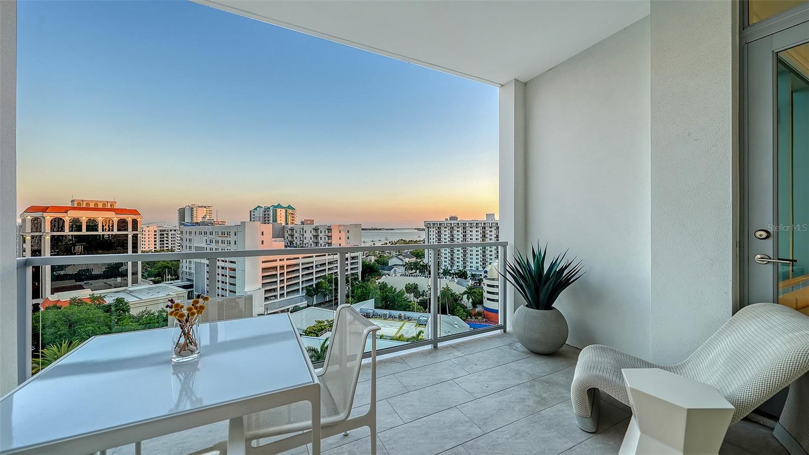 111 S PINEAPPLE AVE #1013, SARASOTA, FL, 34236