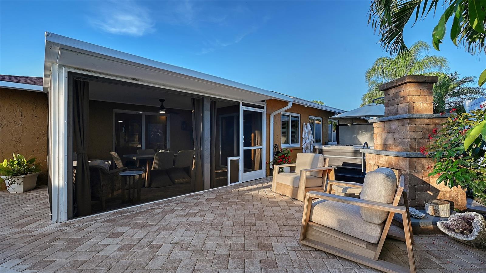 7137 WESTMORELAND DR, SARASOTA, FL, 34243