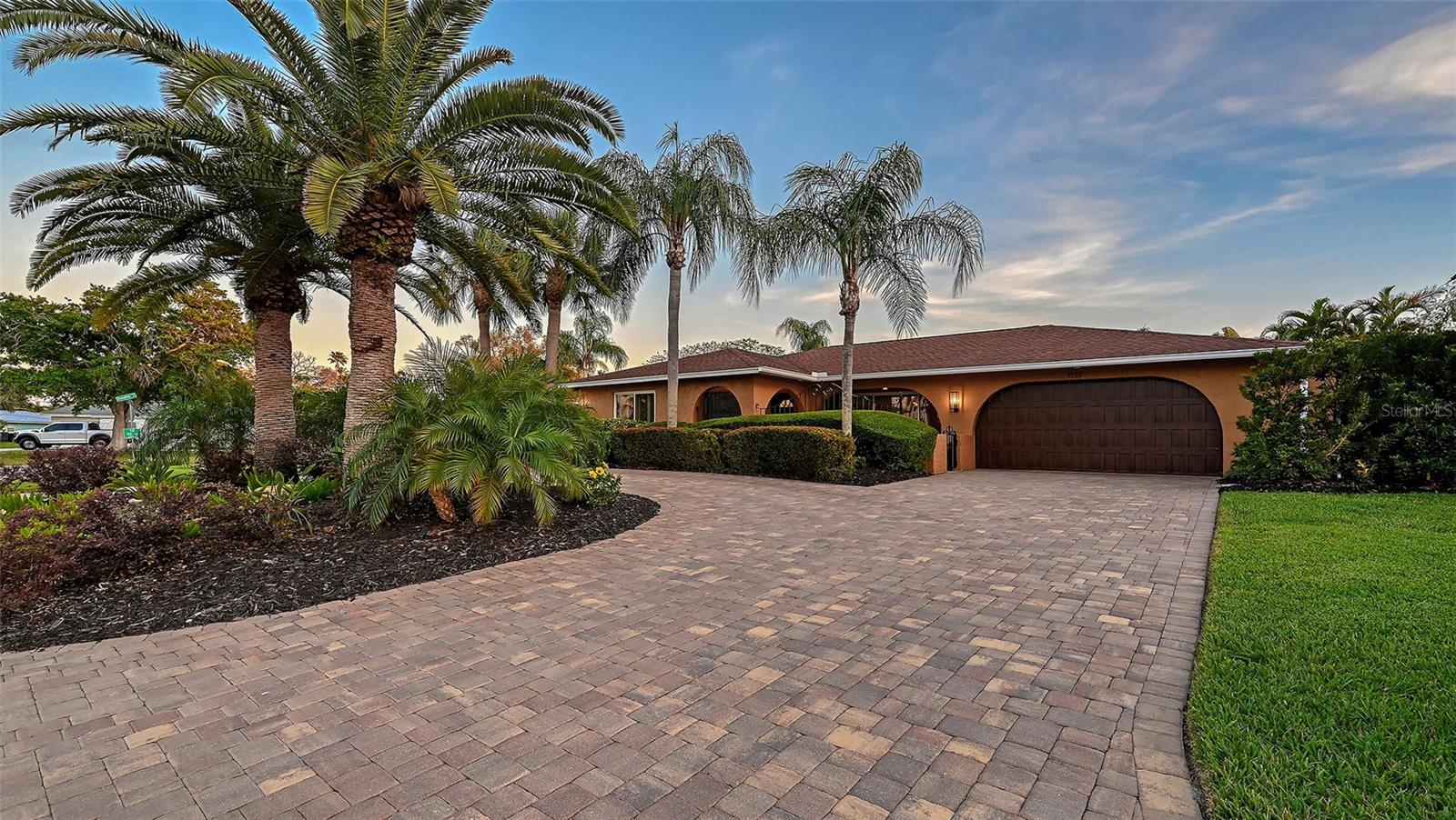 7137 WESTMORELAND DR, SARASOTA, FL, 34243