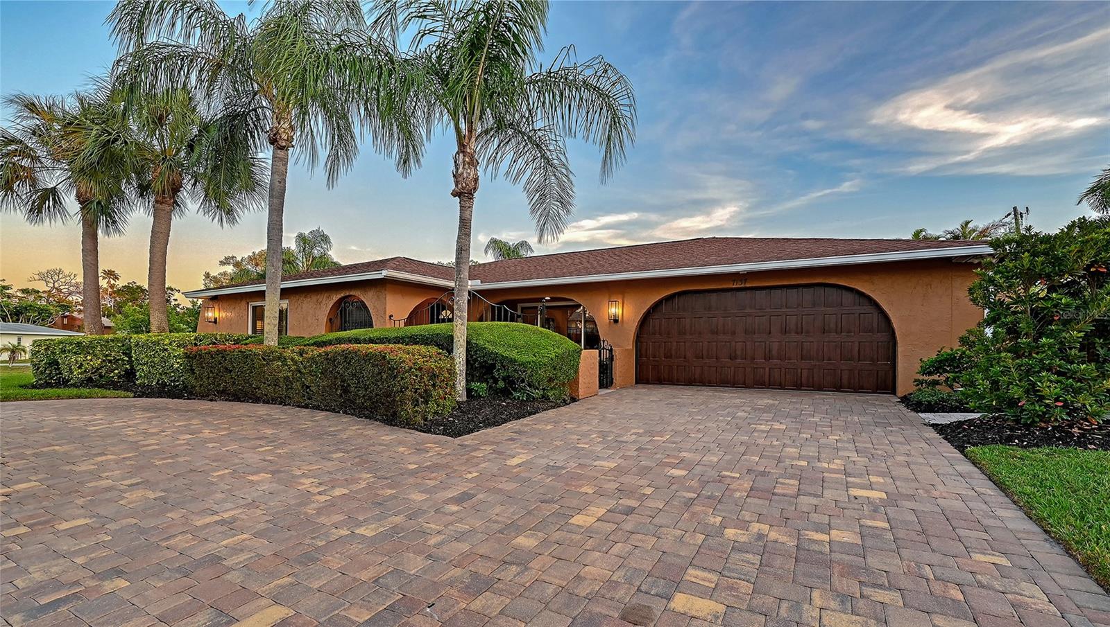 7137 WESTMORELAND DR, SARASOTA, FL, 34243