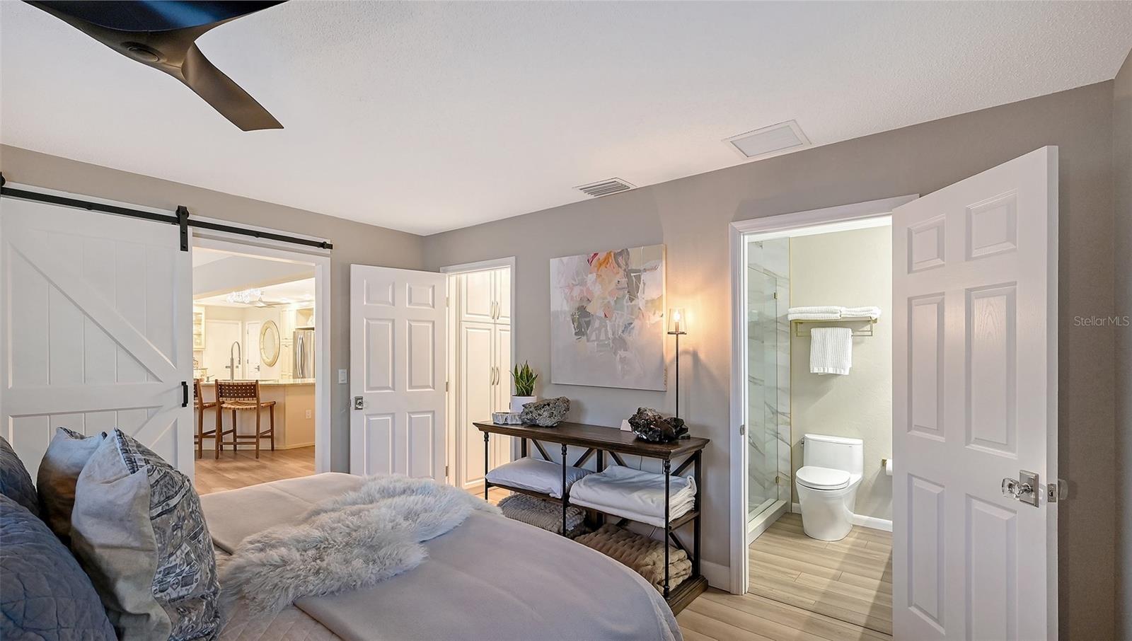 7137 WESTMORELAND DR, SARASOTA, FL, 34243