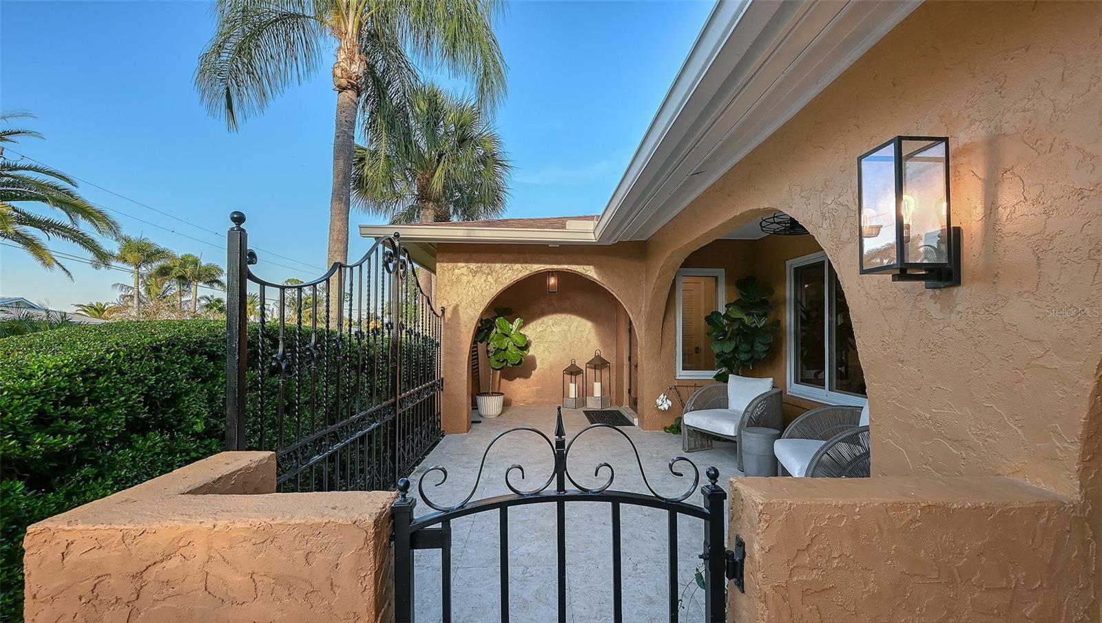 7137 WESTMORELAND DR, SARASOTA, FL, 34243