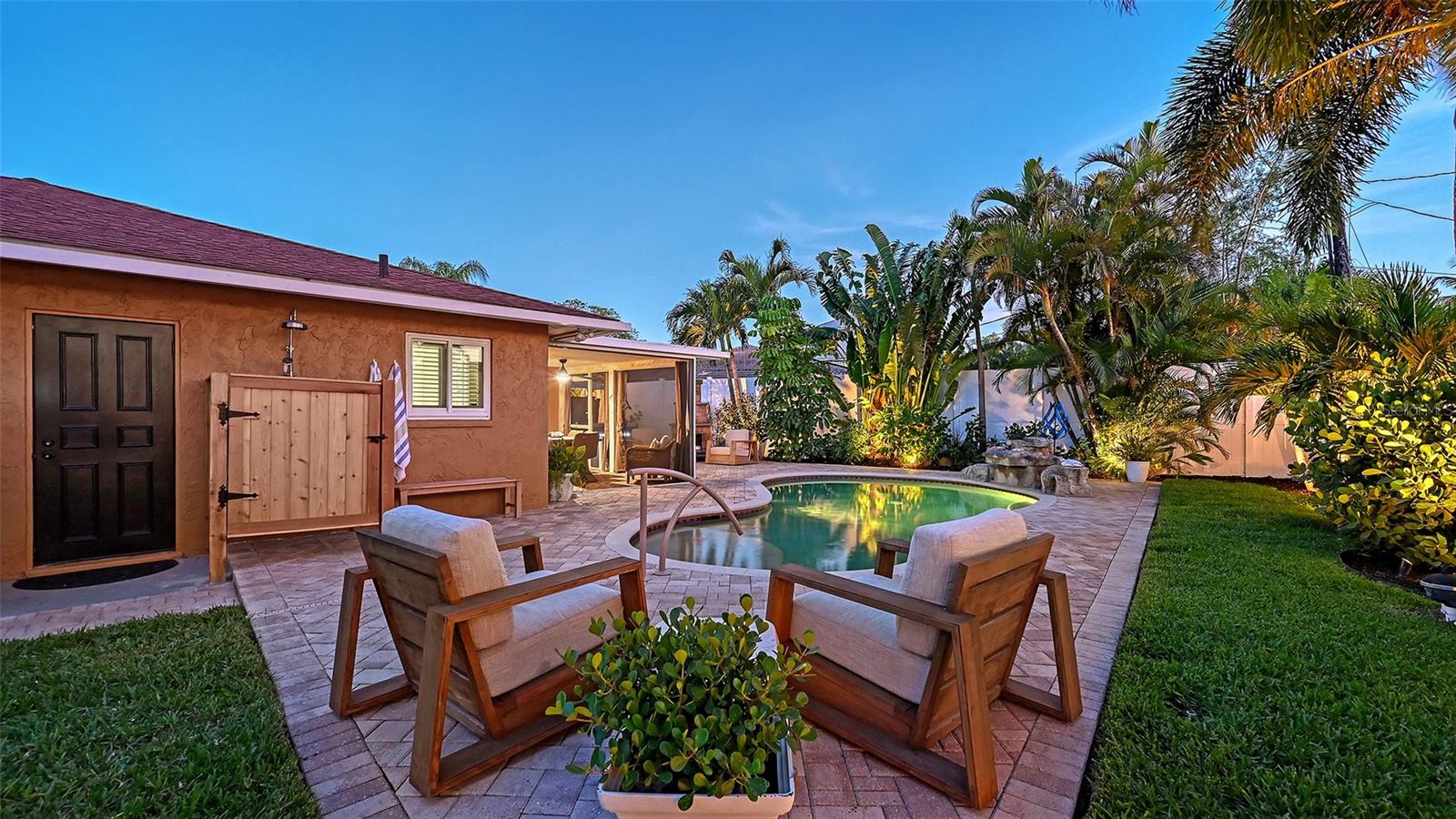 7137 WESTMORELAND DR, SARASOTA, FL, 34243