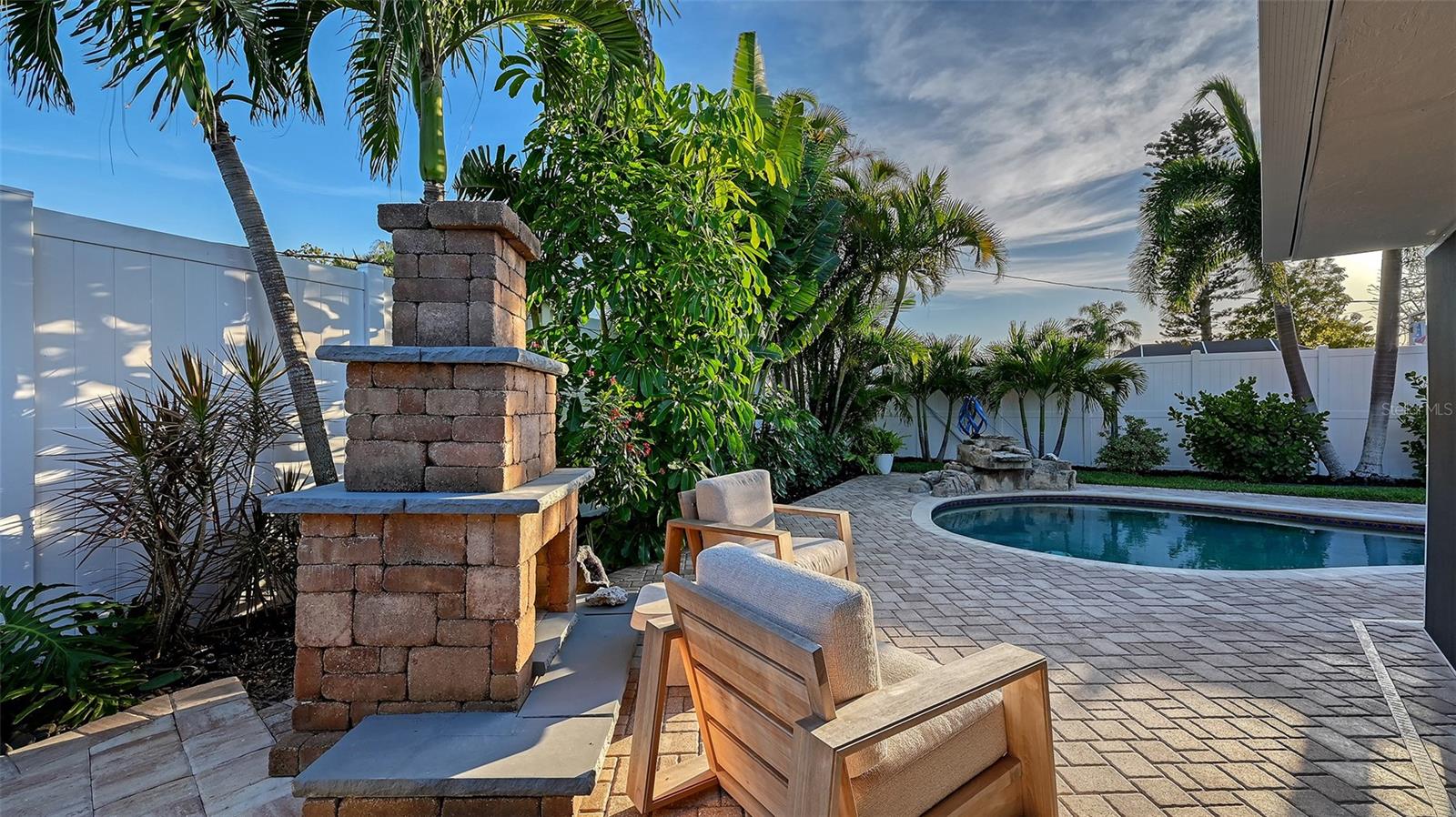 7137 WESTMORELAND DR, SARASOTA, FL, 34243