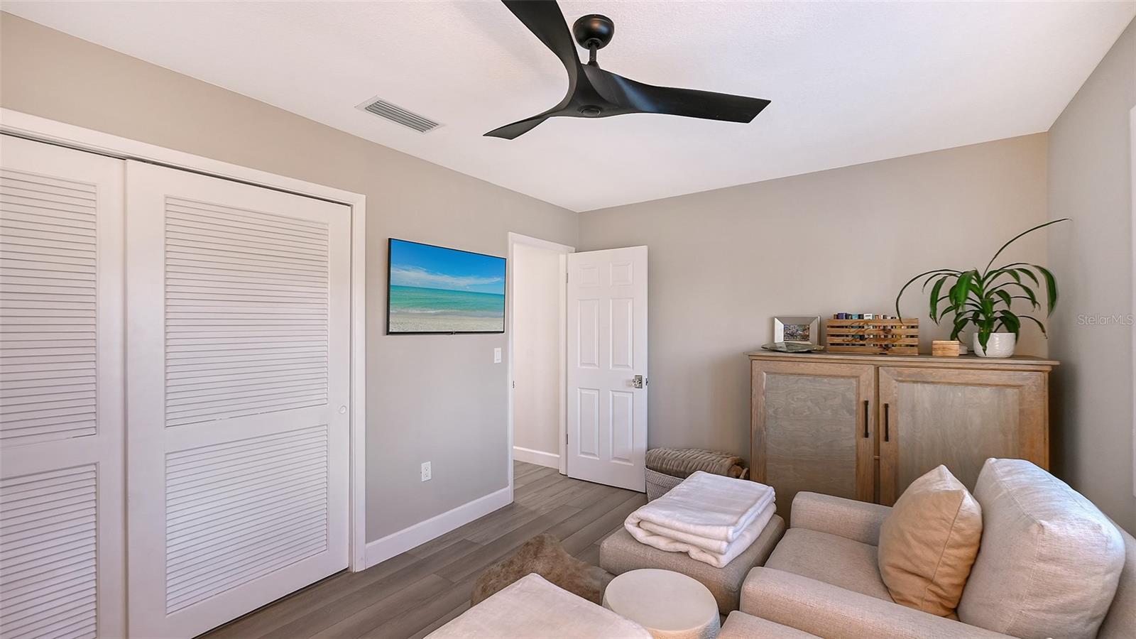 7137 WESTMORELAND DR, SARASOTA, FL, 34243