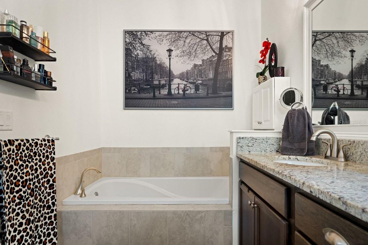 260 FUCHSIA ST, DAYTONA BEACH, FL, 32124