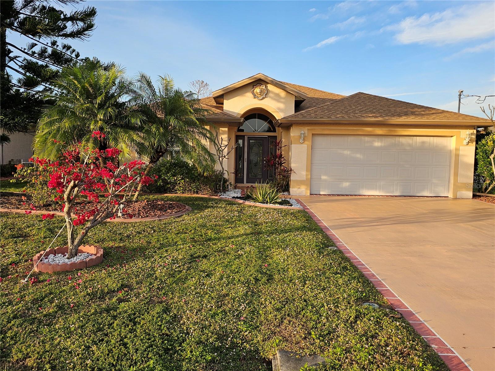 114 ALBATROSS RD, ROTONDA WEST, FL, 33947