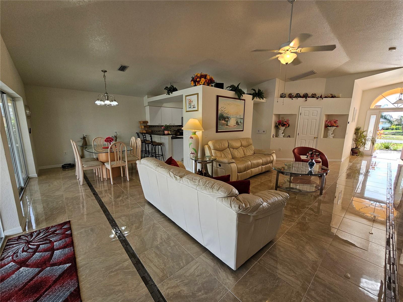 114 ALBATROSS RD, ROTONDA WEST, FL, 33947