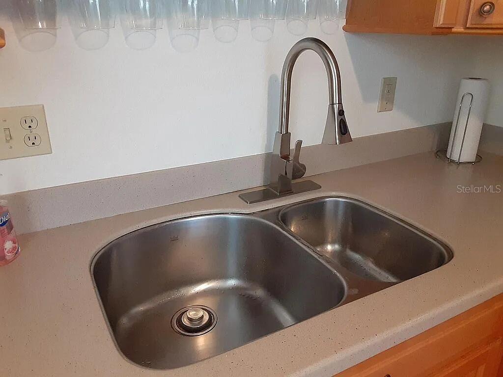 94 SPRING LAKE DR #203, VERO BEACH, FL, 32962