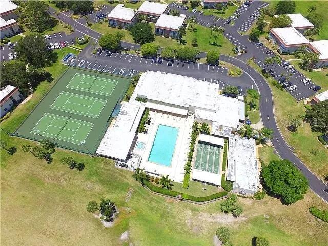 94 SPRING LAKE DR #203, VERO BEACH, FL, 32962