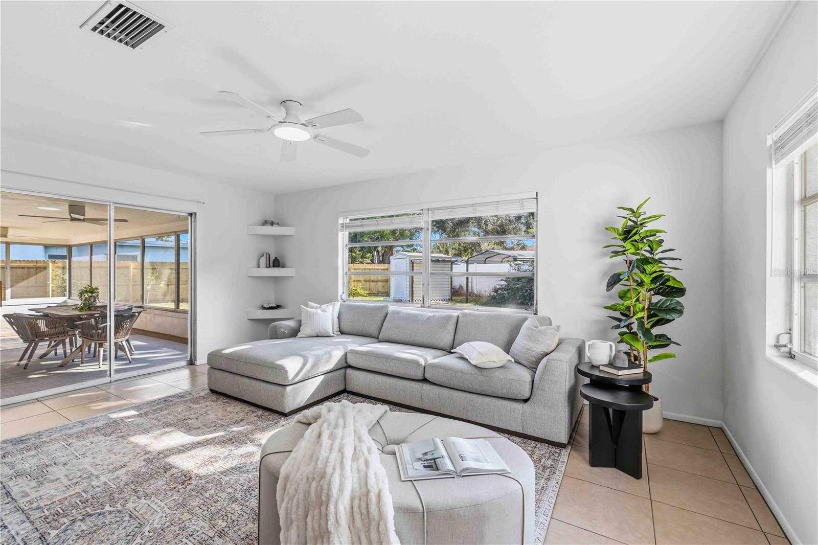 530 SAINT ANDREWS DR, SARASOTA, FL, 34243