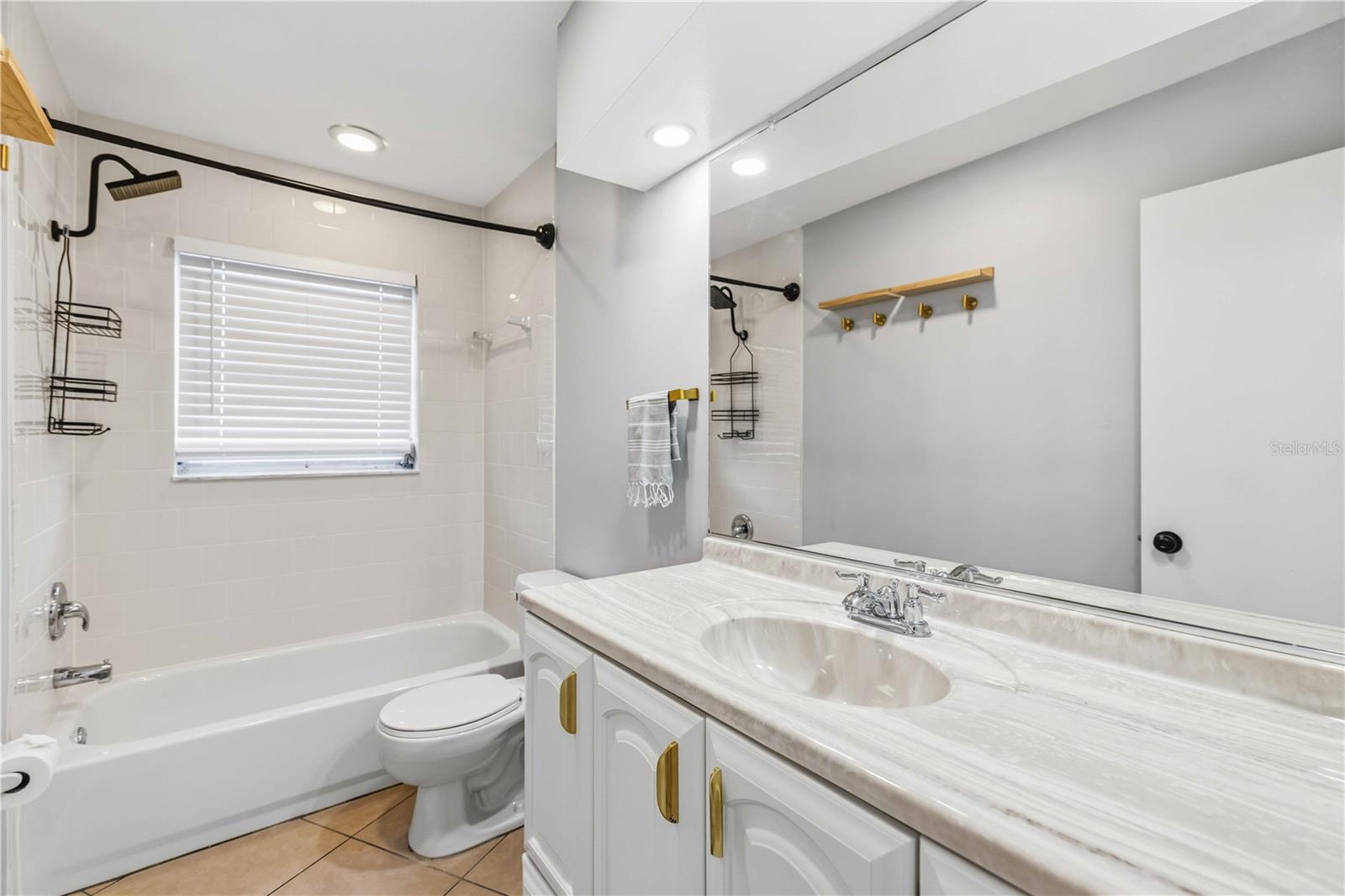 530 SAINT ANDREWS DR, SARASOTA, FL, 34243