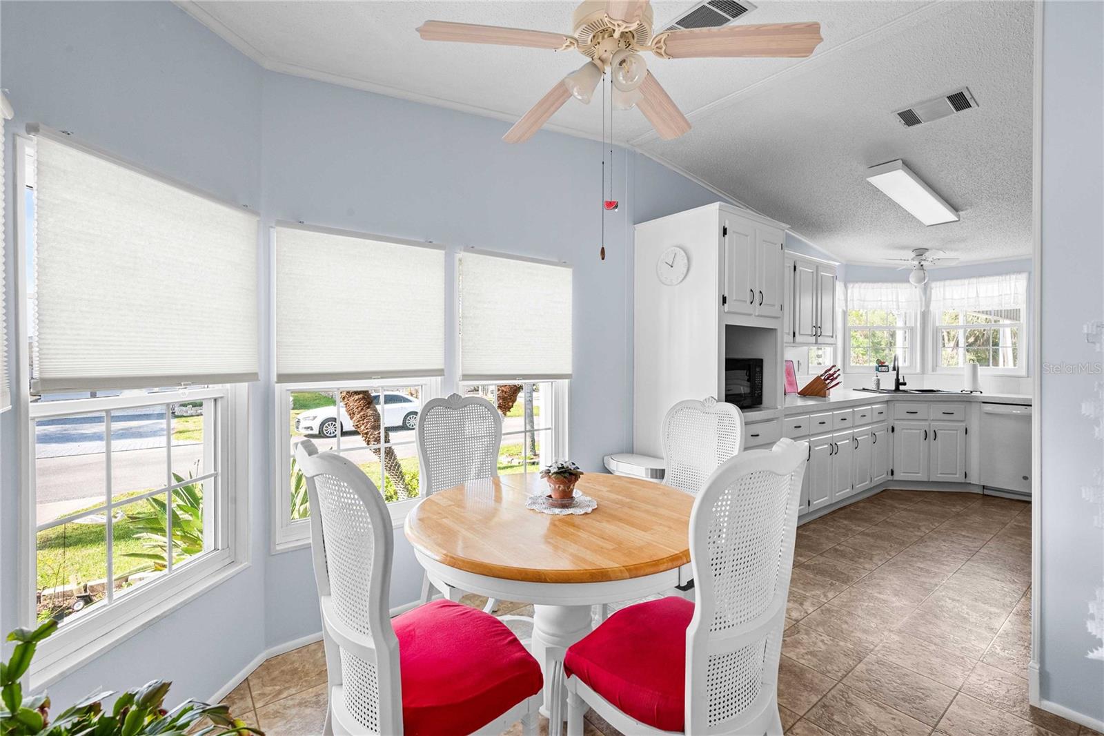 36743 KIOWA AVE, ZEPHYRHILLS, FL, 33542