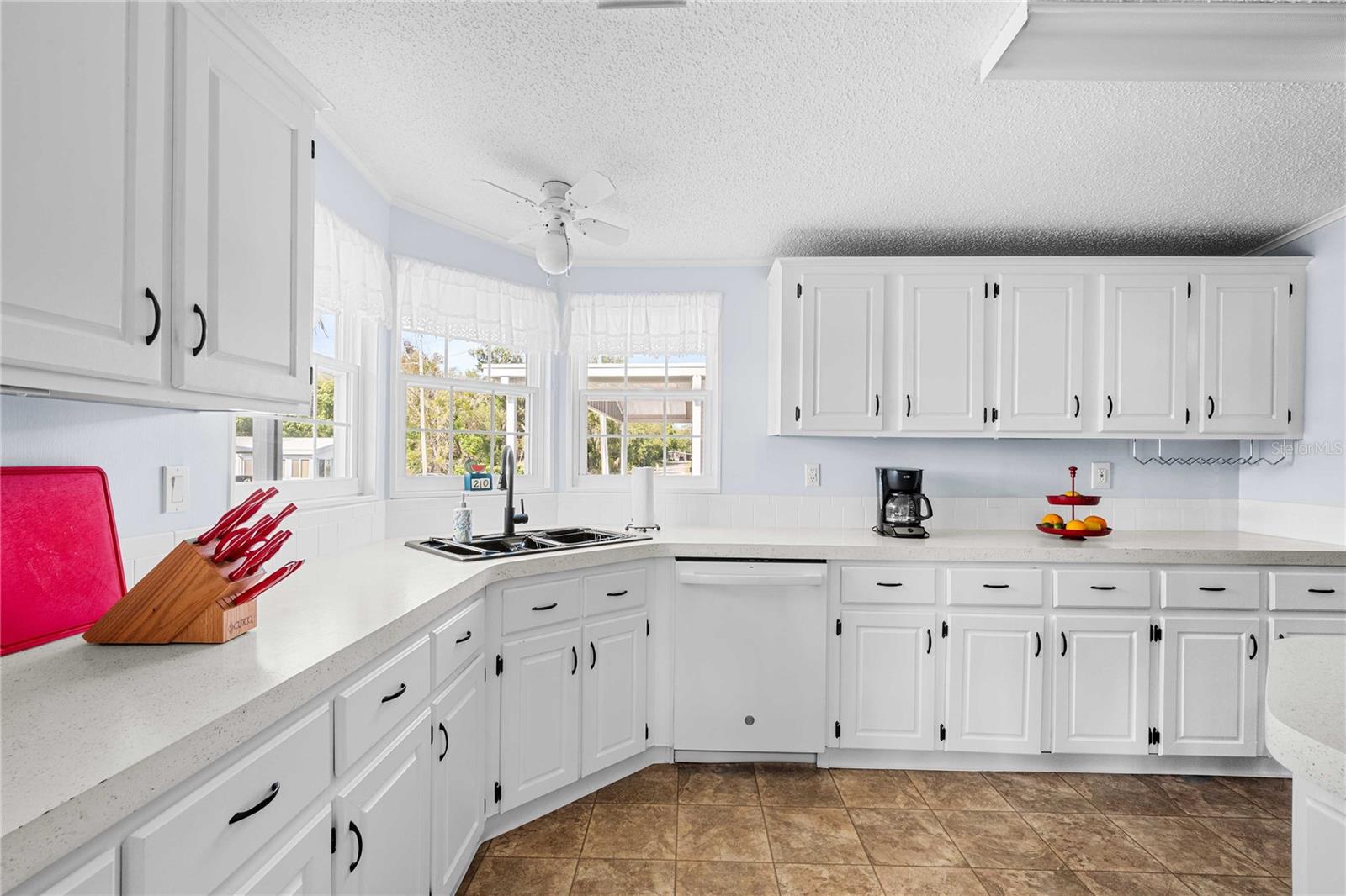 36743 KIOWA AVE, ZEPHYRHILLS, FL, 33542