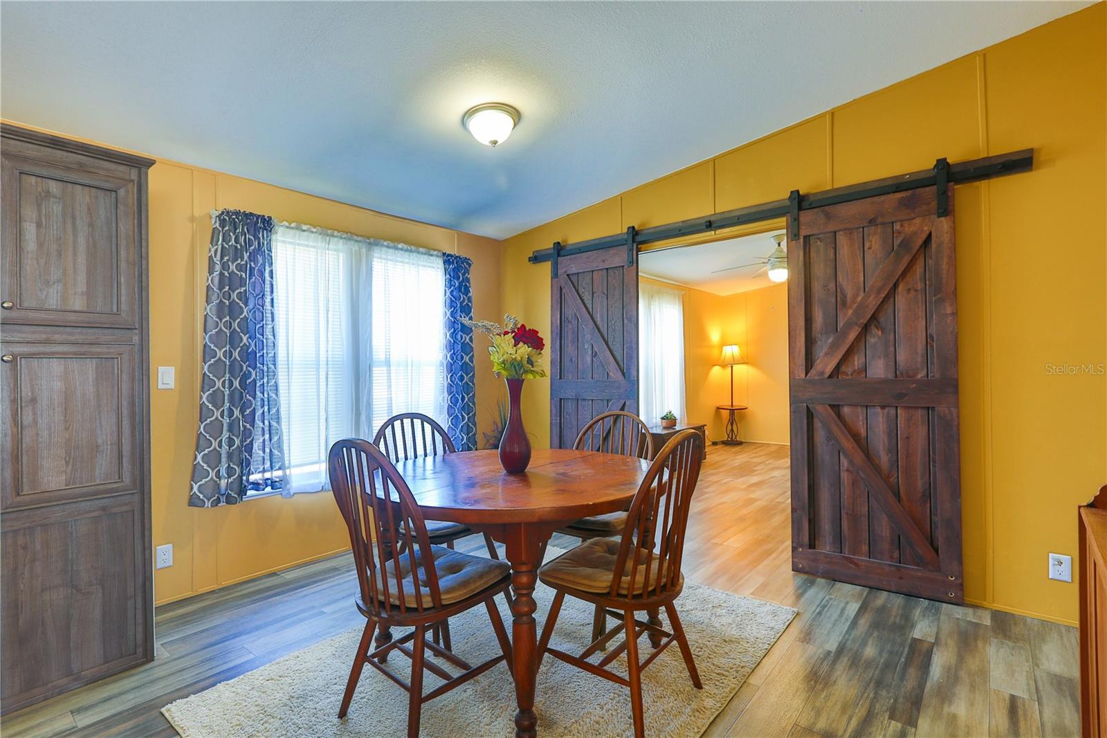 209 ELLSWORTH DR, KISSIMMEE, FL, 34758