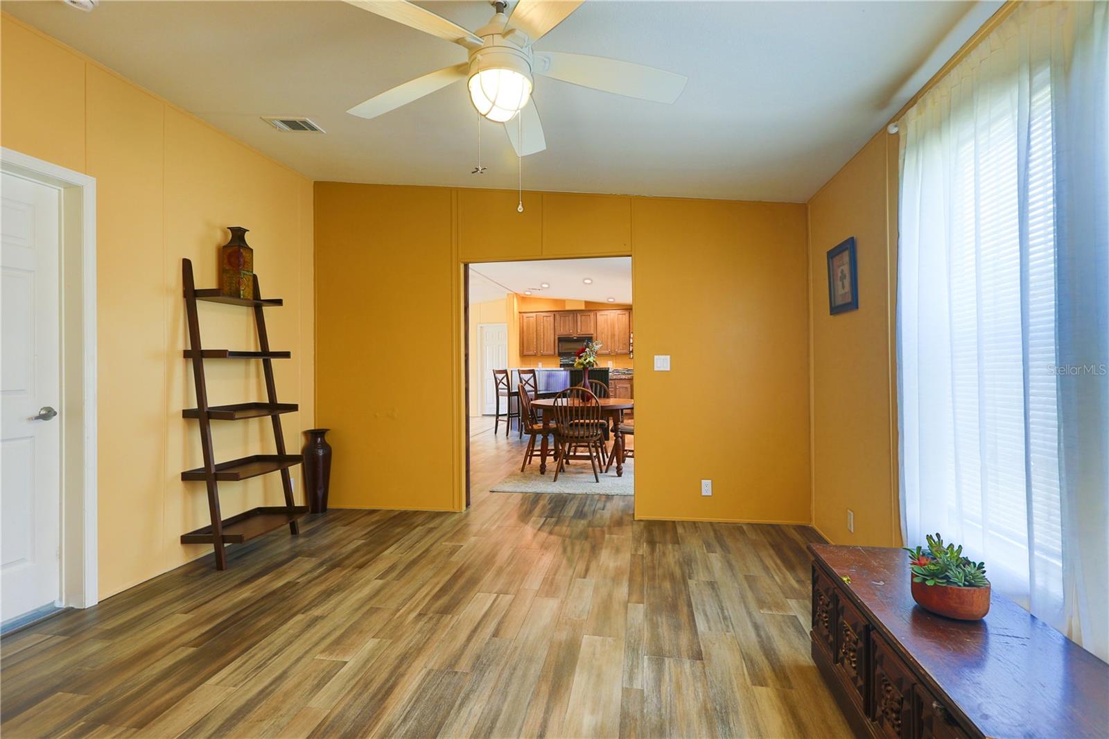 209 ELLSWORTH DR, KISSIMMEE, FL, 34758