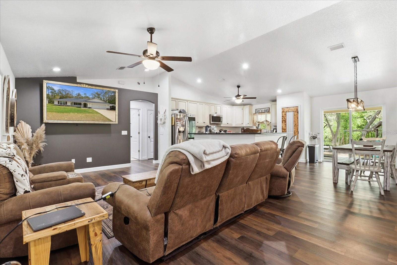 8683 N TEATHER TER, DUNNELLON, FL, 34434