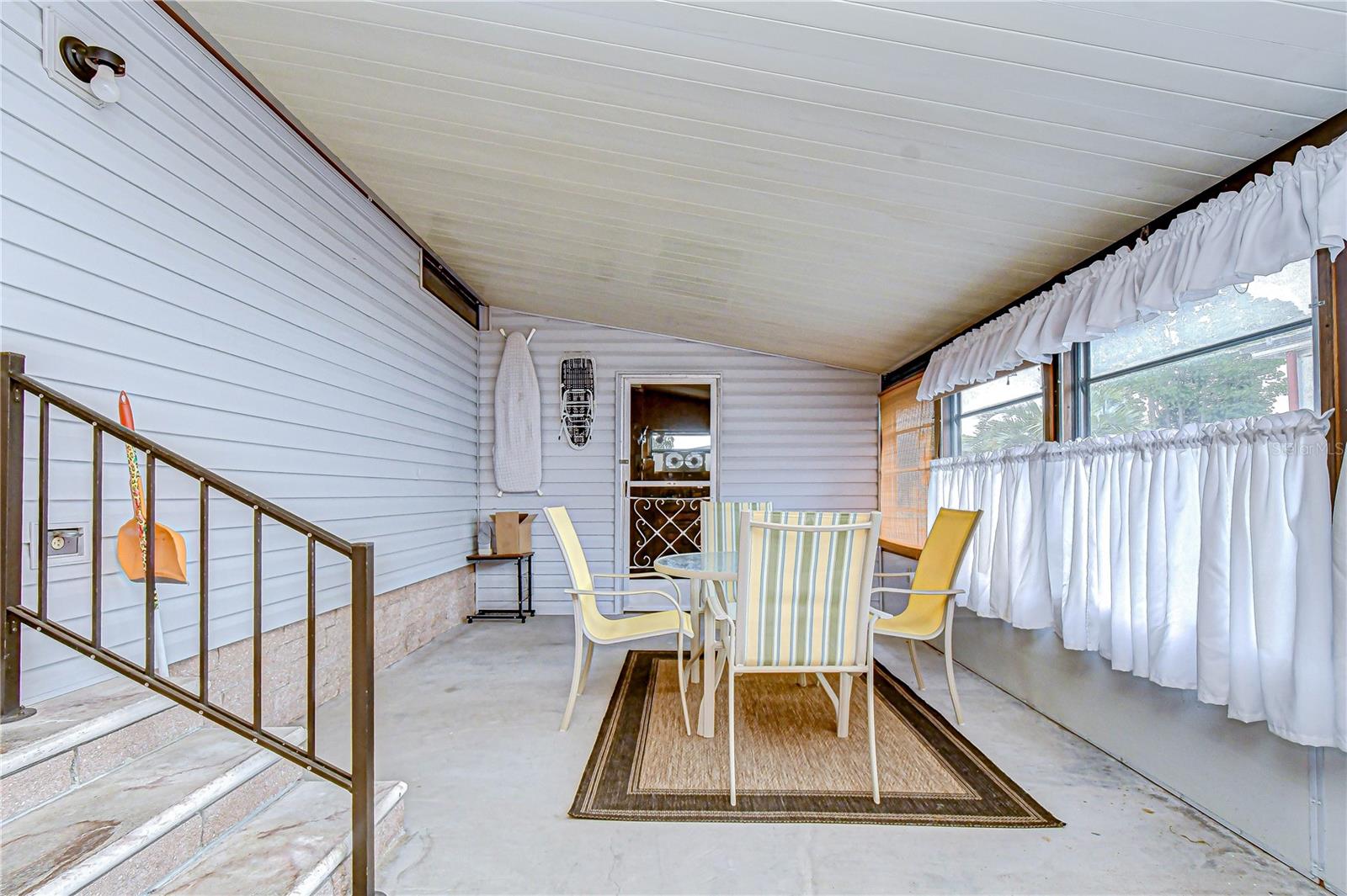 3934 SARAH DR, WESLEY CHAPEL, FL, 33543