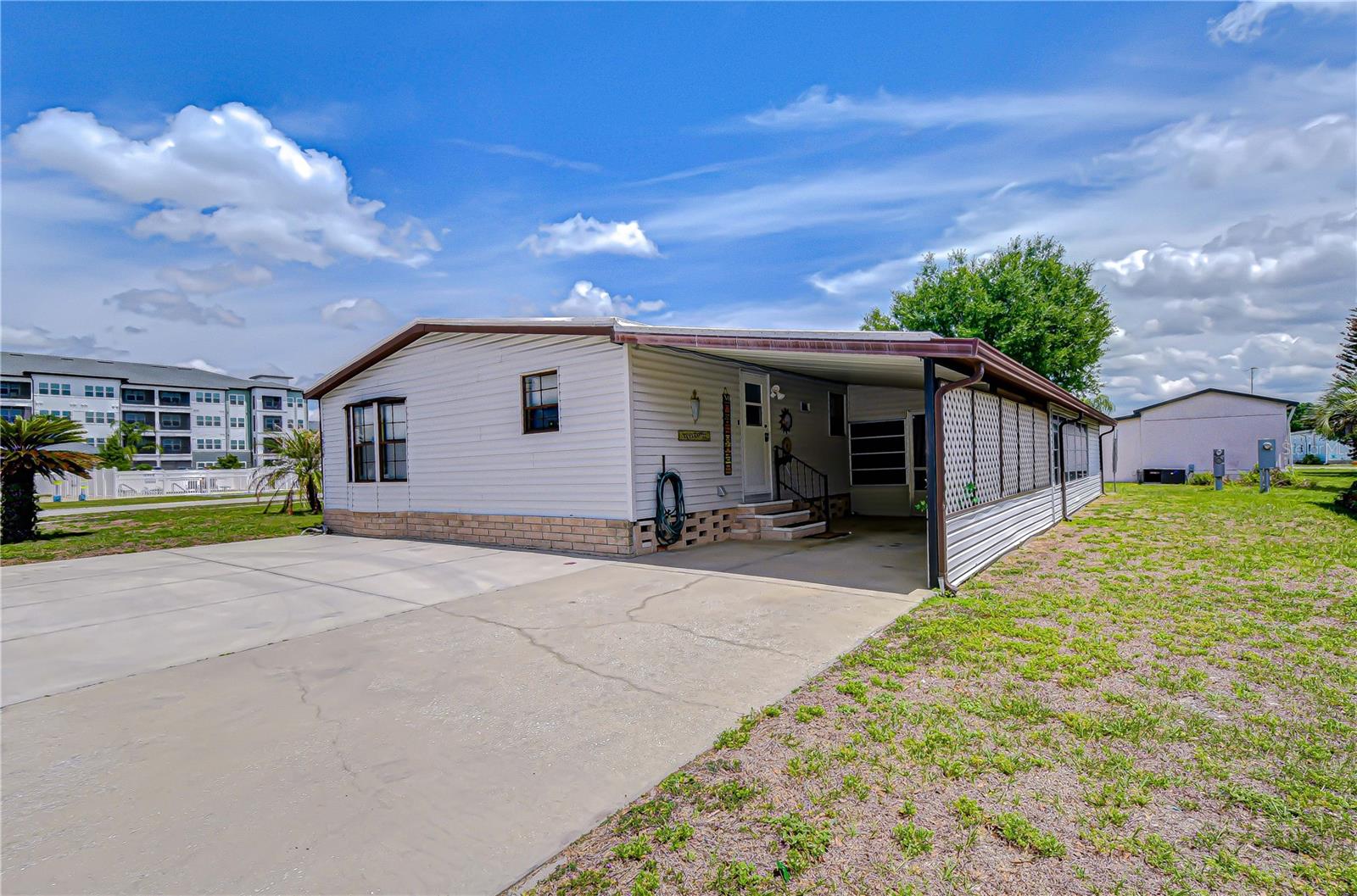 3934 SARAH DR, WESLEY CHAPEL, FL, 33543