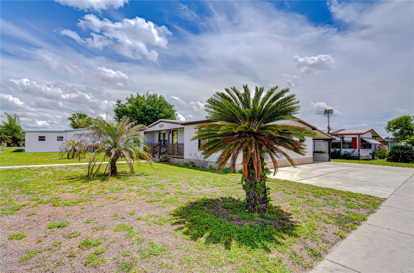 3934 SARAH DR, WESLEY CHAPEL, FL, 33543