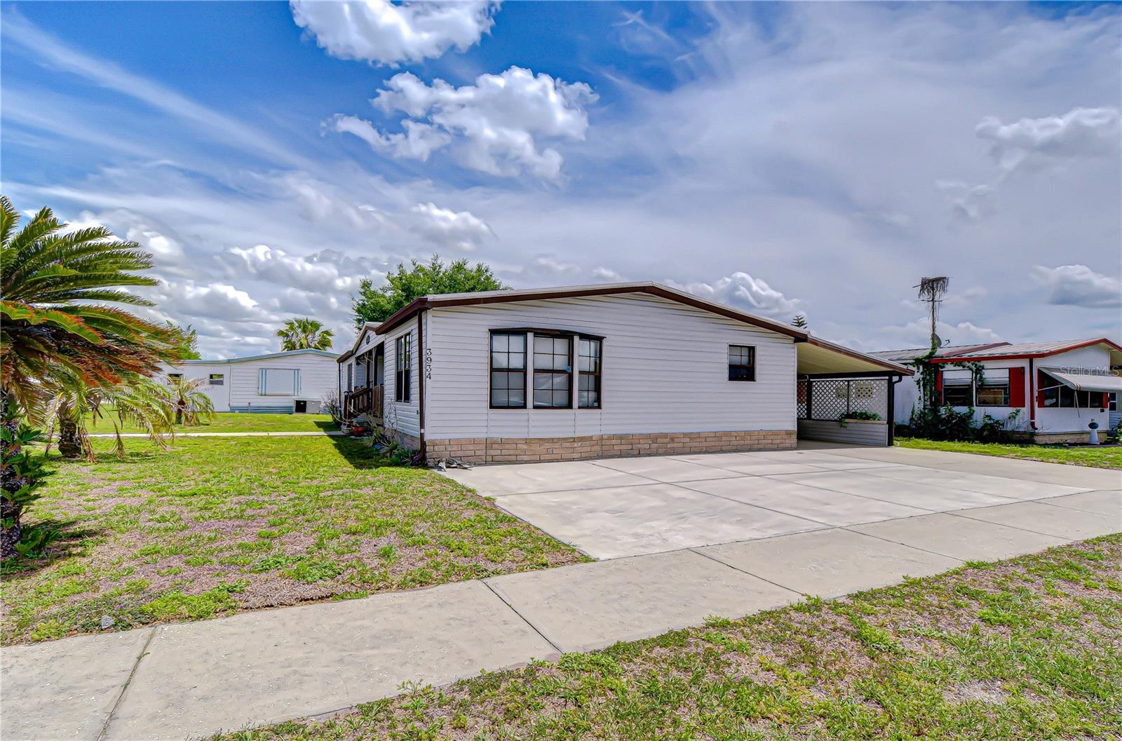 3934 SARAH DR, WESLEY CHAPEL, FL, 33543