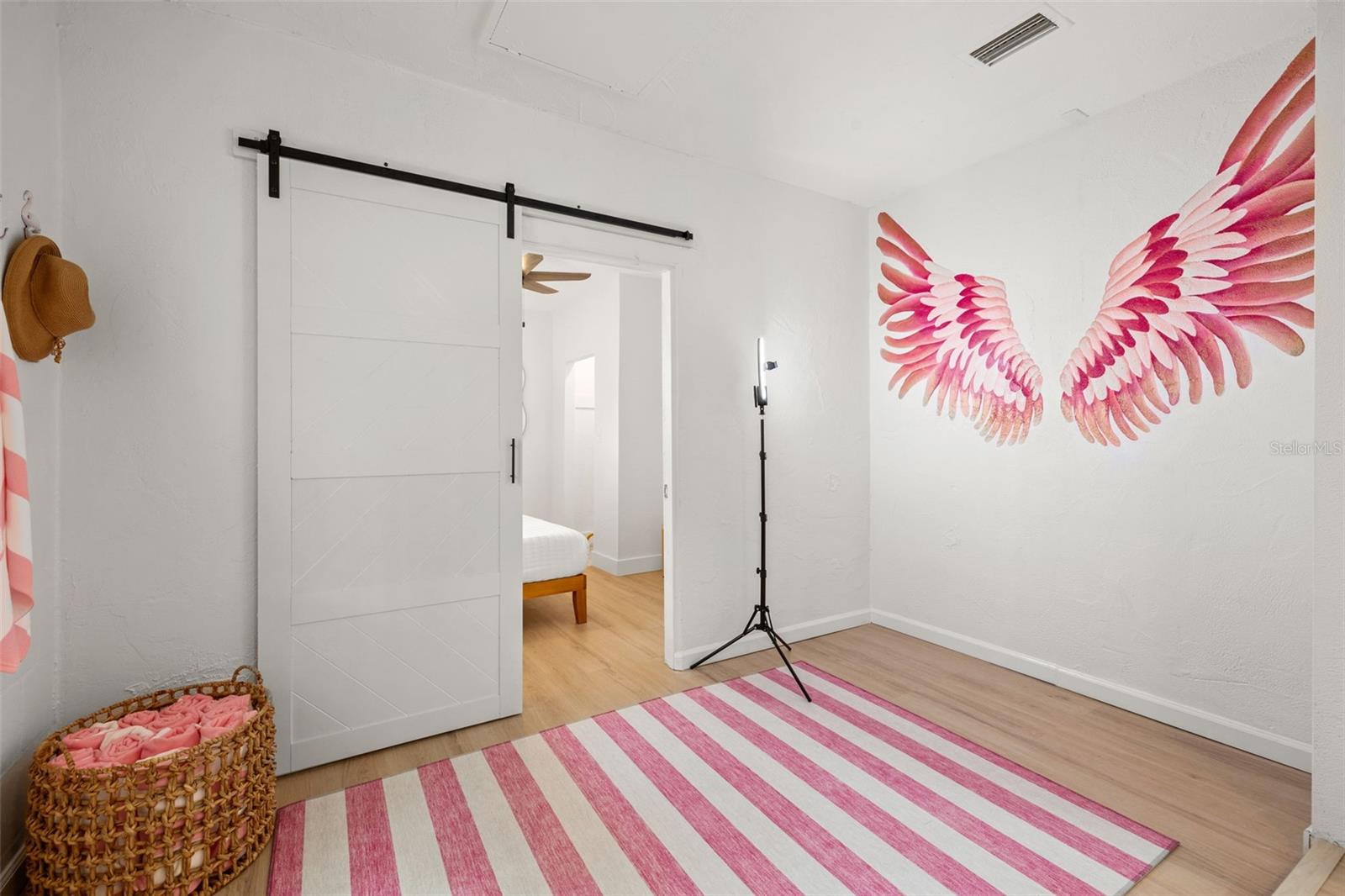 3755 BEACH DR SE, ST PETERSBURG, FL, 33705