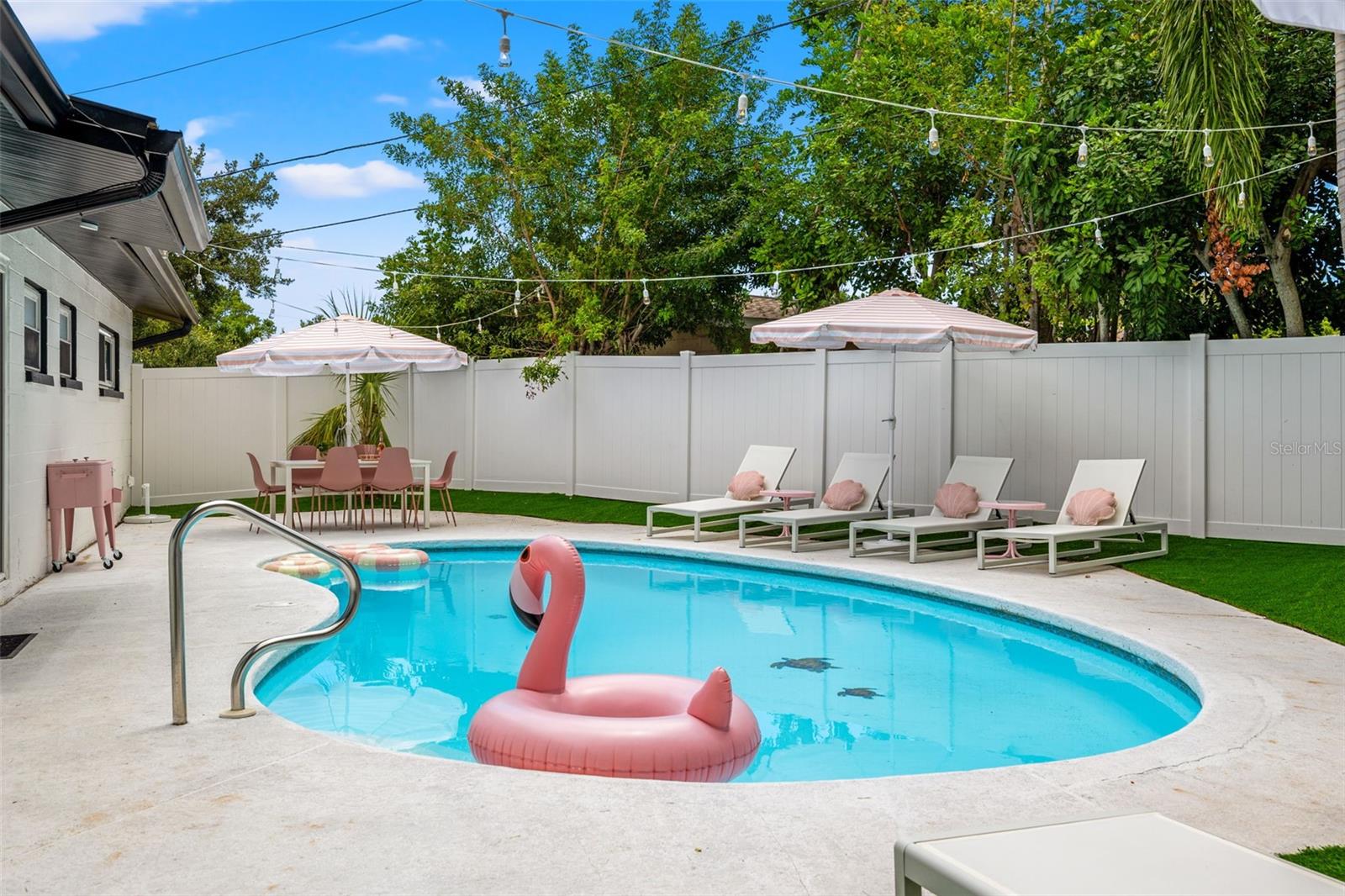 3755 BEACH DR SE, ST PETERSBURG, FL, 33705