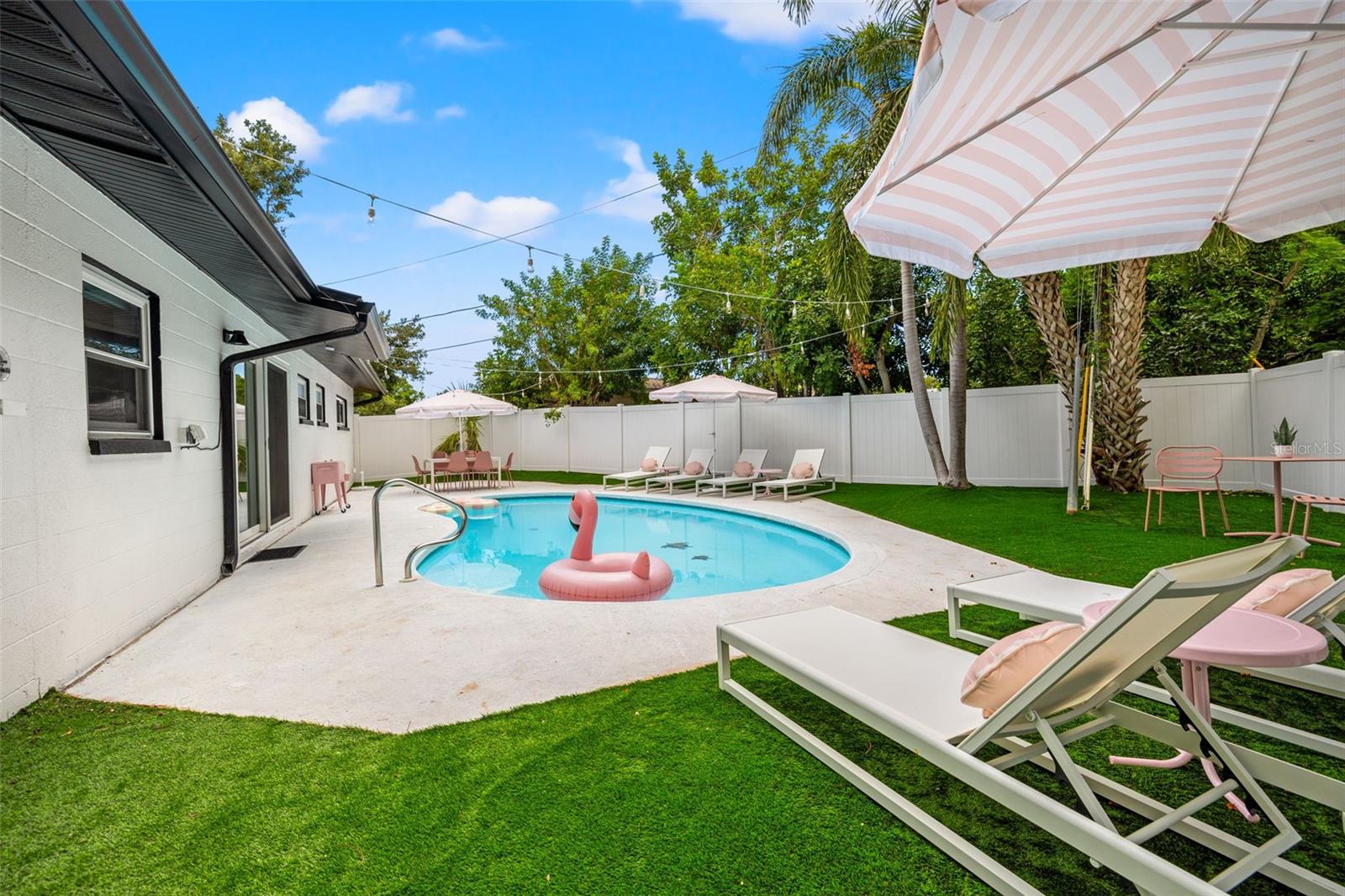 3755 BEACH DR SE, ST PETERSBURG, FL, 33705