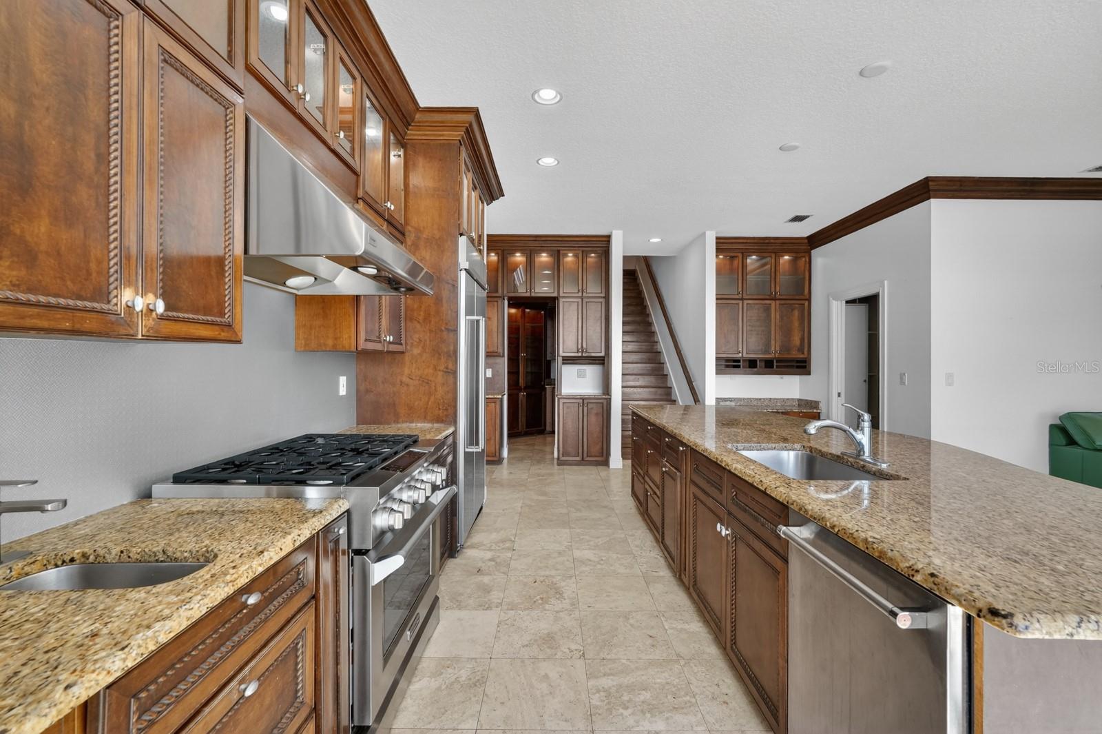 70 RIVERSIDE DR, ORMOND BEACH, FL, 32176