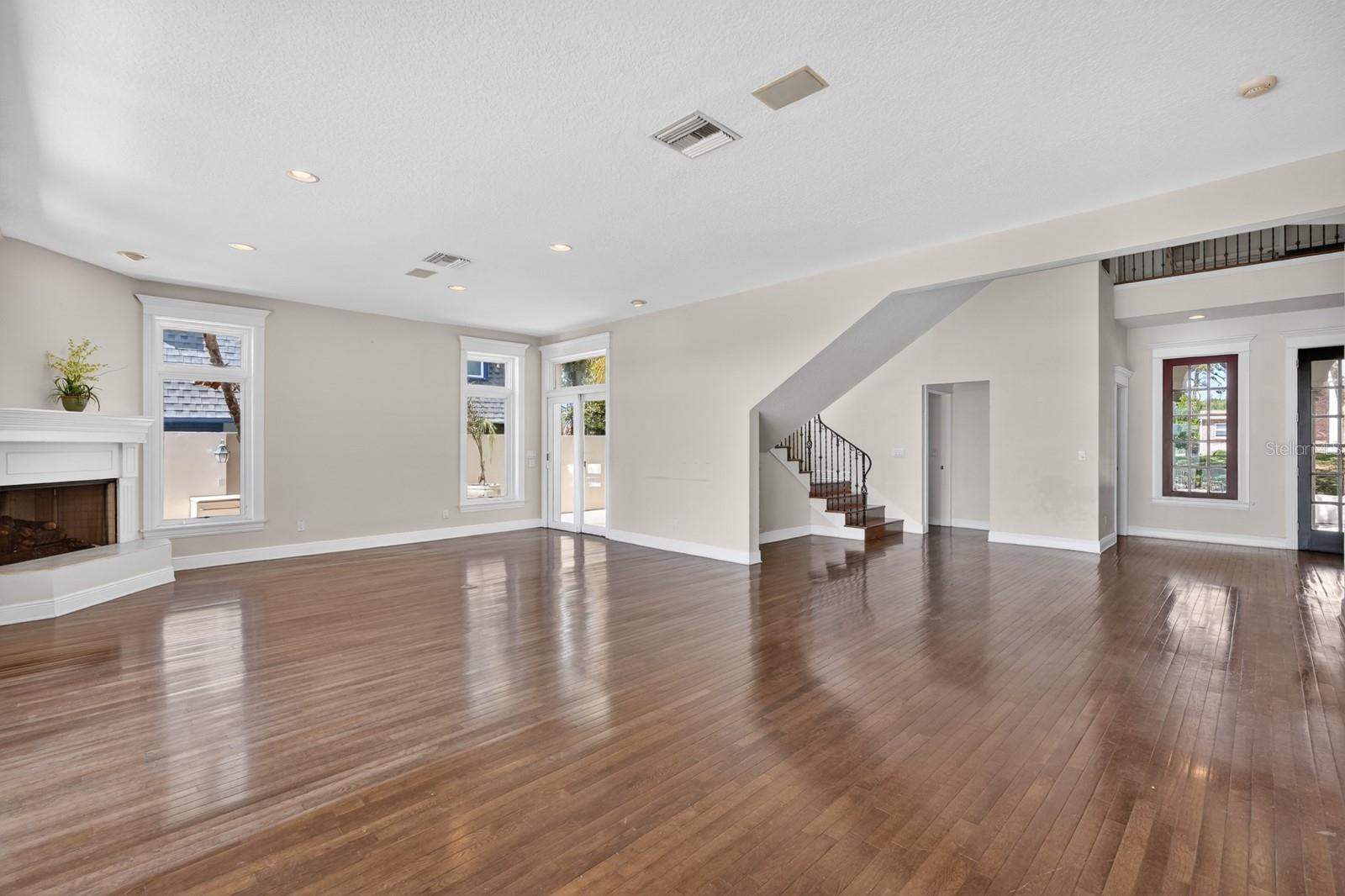 70 RIVERSIDE DR, ORMOND BEACH, FL, 32176