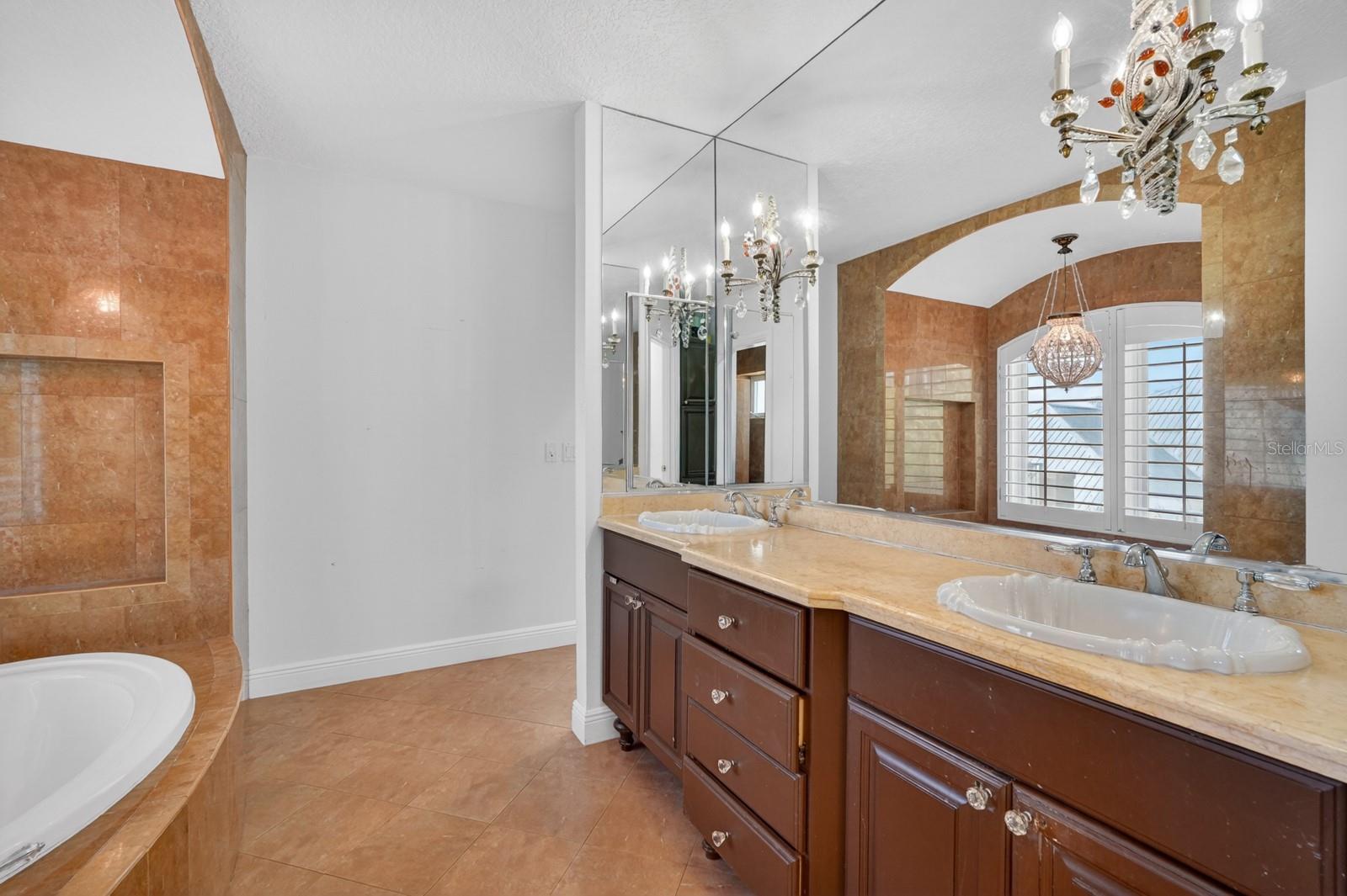 70 RIVERSIDE DR, ORMOND BEACH, FL, 32176