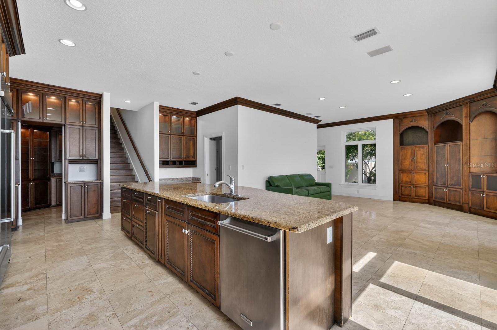 70 RIVERSIDE DR, ORMOND BEACH, FL, 32176