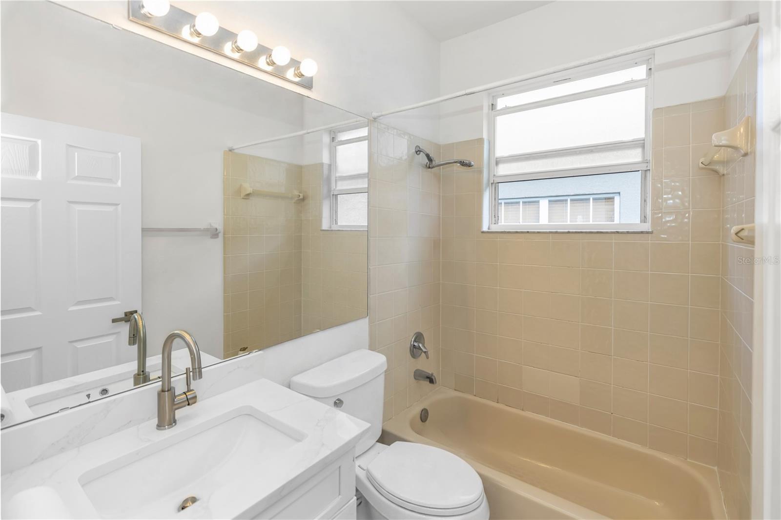 1016 LAKE BISCAYNE WAY, ORLANDO, FL, 32824