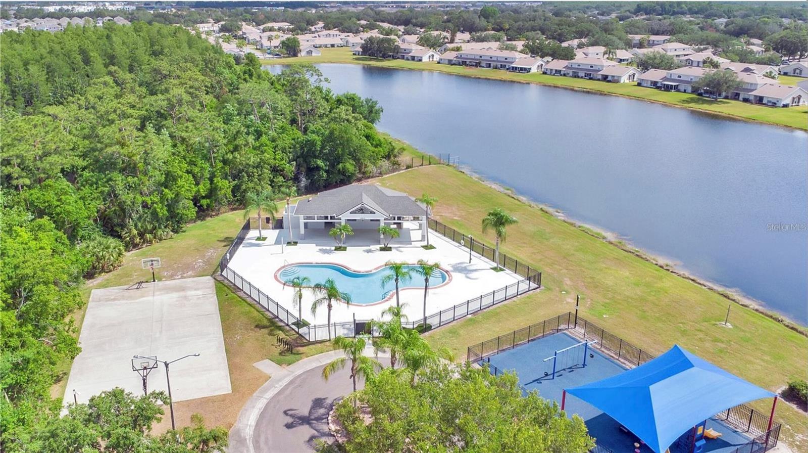 1016 LAKE BISCAYNE WAY, ORLANDO, FL, 32824