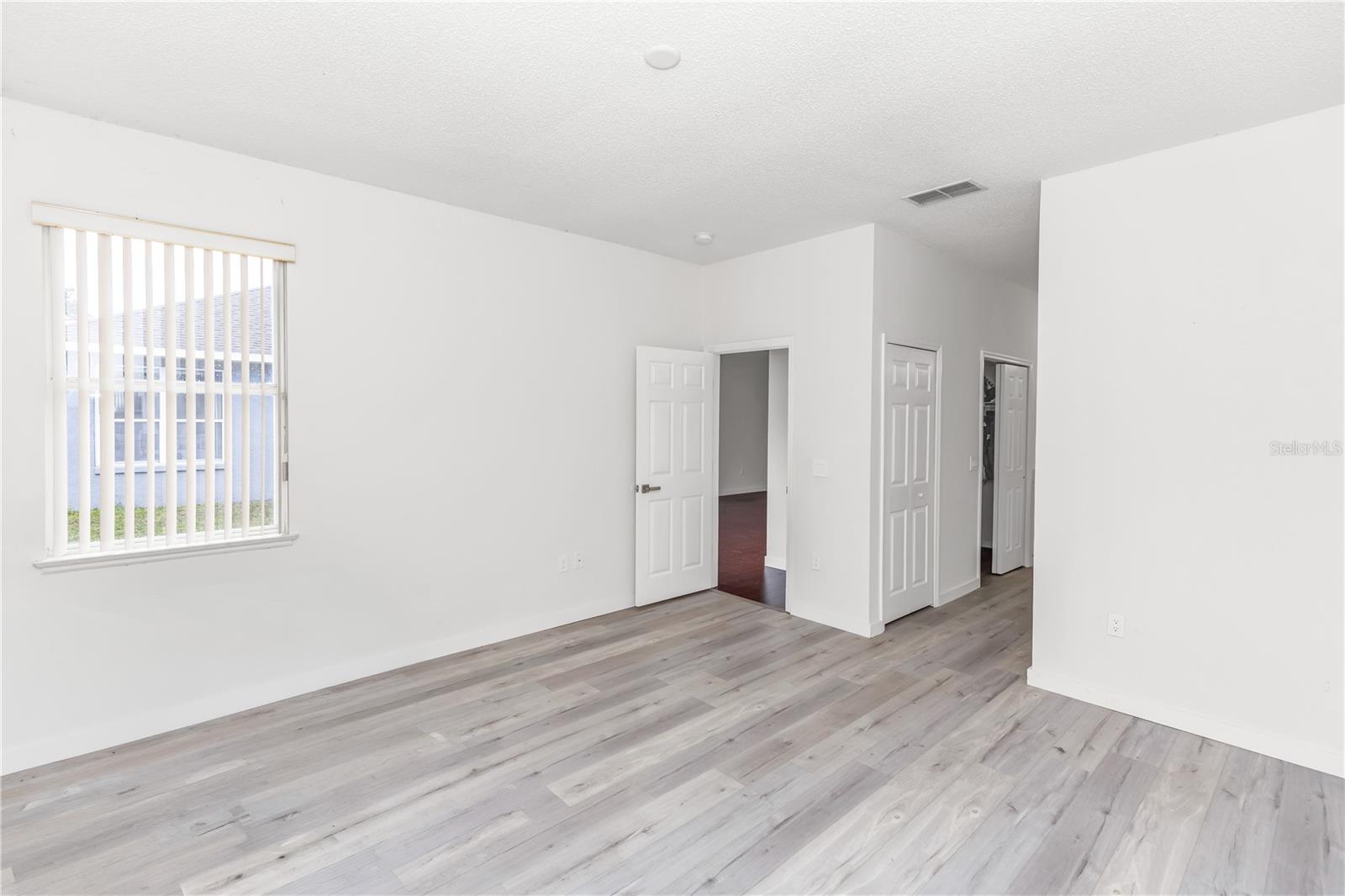 1016 LAKE BISCAYNE WAY, ORLANDO, FL, 32824