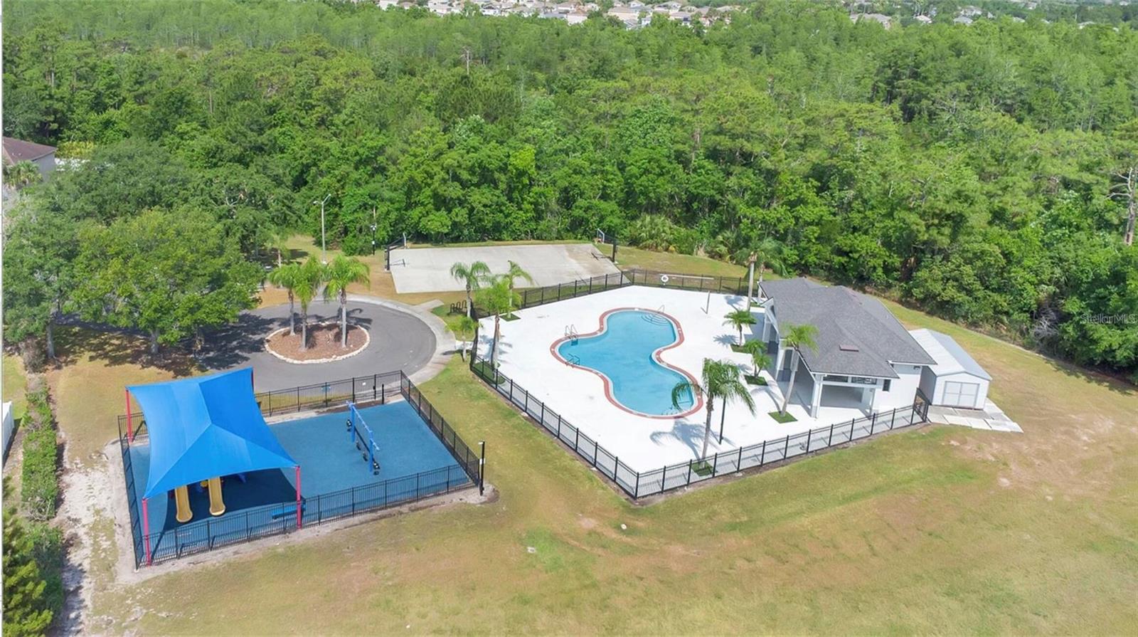 1016 LAKE BISCAYNE WAY, ORLANDO, FL, 32824