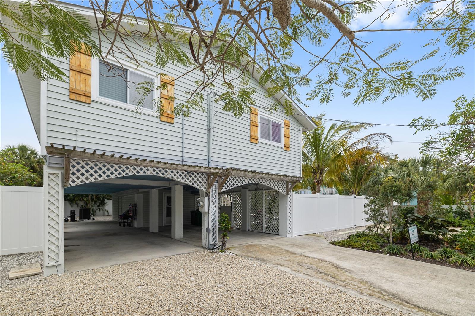 228 GLADIOLUS ST, ANNA MARIA, FL, 34216