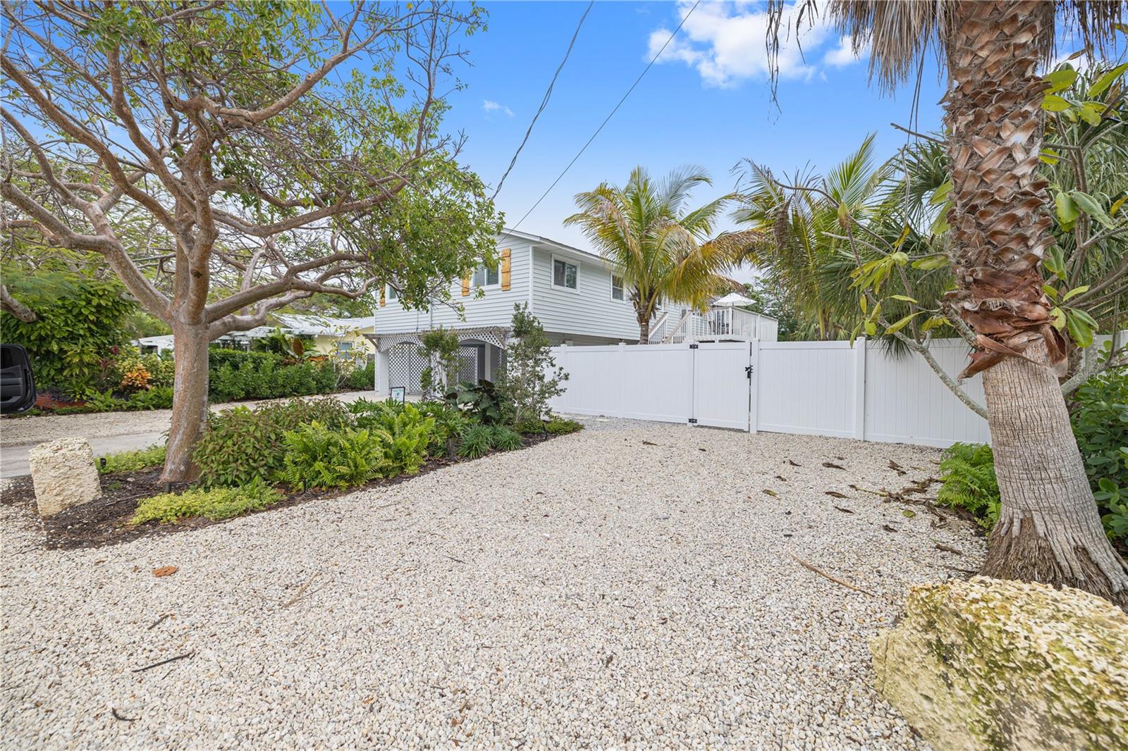 228 GLADIOLUS ST, ANNA MARIA, FL, 34216